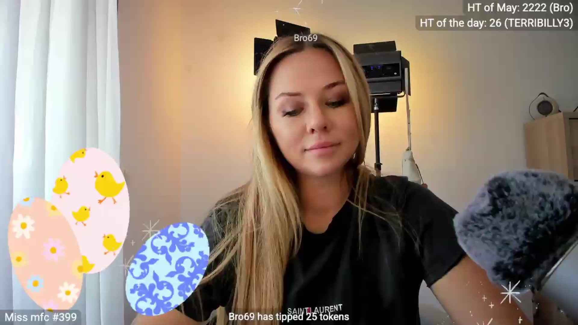 Gallery image thumbnail from Linda_0nline's myfreecams stream on, 05/26/2026, 10:10 image 8 of 20