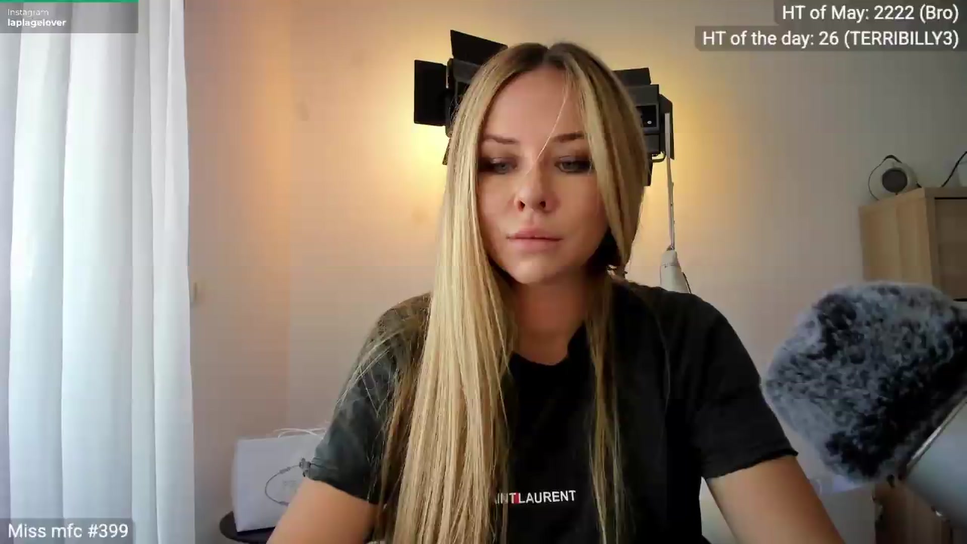 Gallery image thumbnail from Linda_0nline's myfreecams stream on, 05/26/2026, 10:10 image 2 of 20