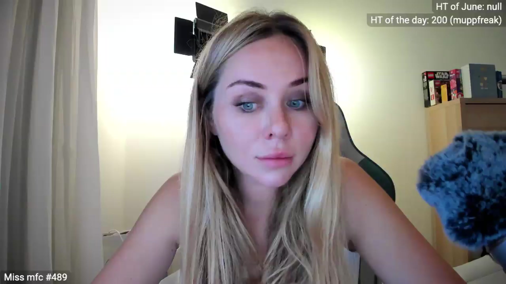 Gallery image thumbnail from Linda_0nline's myfreecams stream on, 06/01/2026, 20:05 image 10 of 20