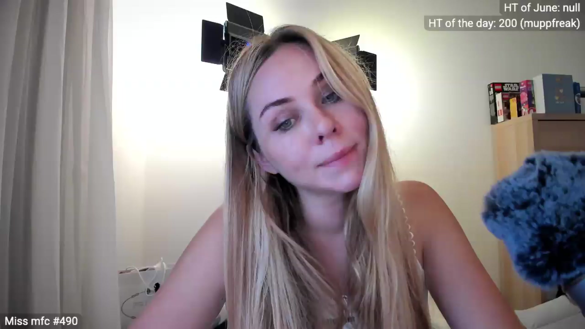Gallery image thumbnail from Linda_0nline's myfreecams stream on, 06/01/2026, 20:05 image 8 of 20