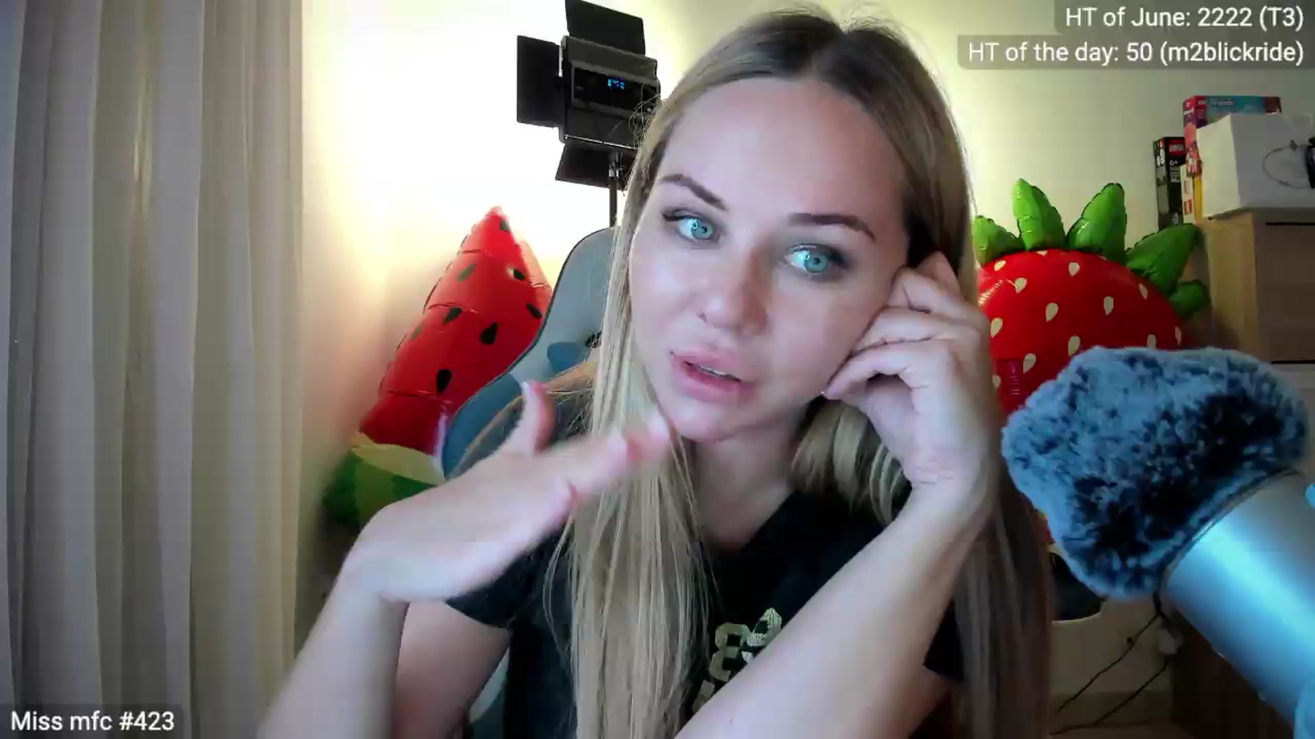 Gallery image thumbnail from Linda_0nline's myfreecams stream on, 06/08/2026, 19:45 image 12 of 20