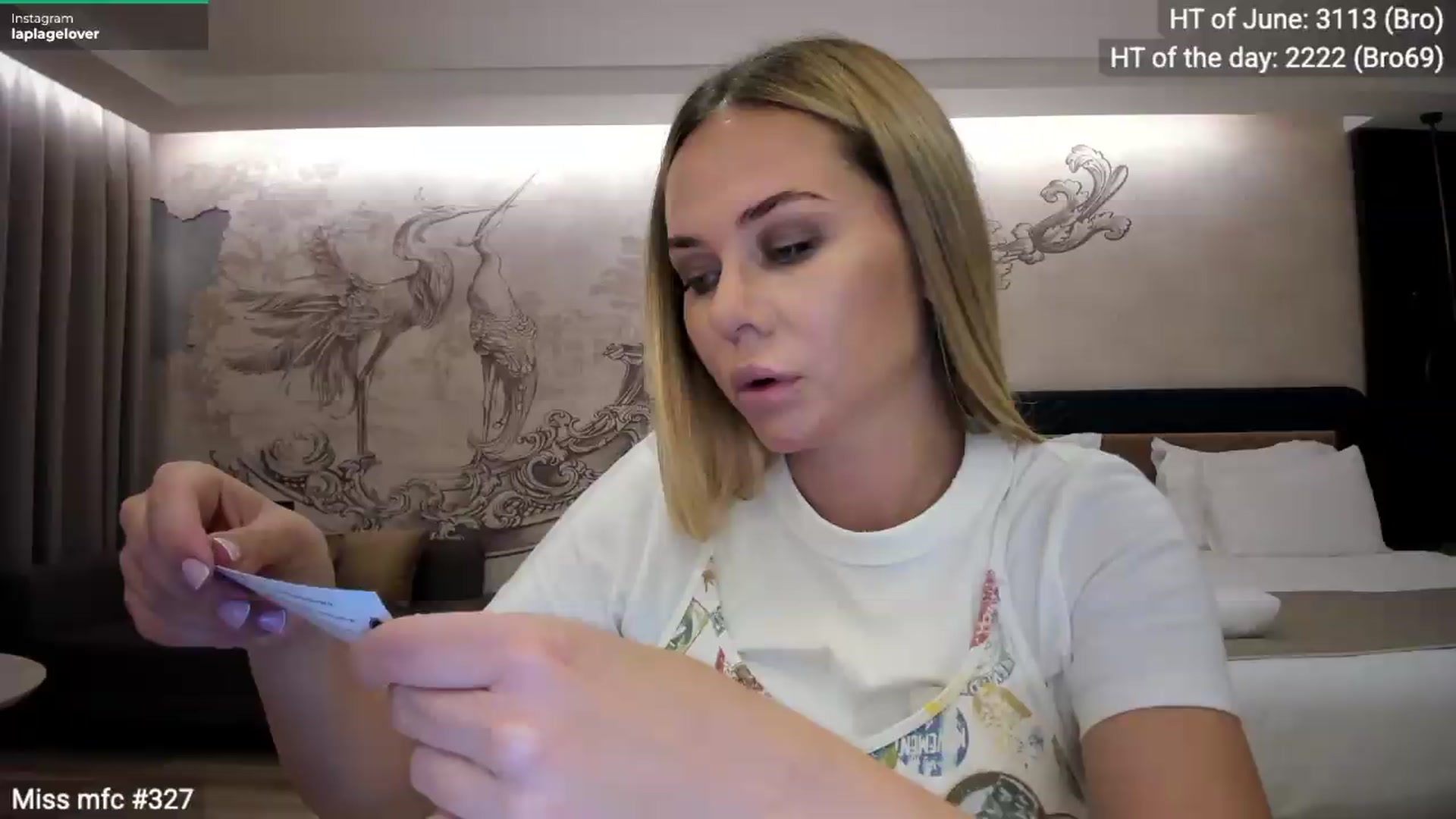 Gallery image thumbnail from Linda_0nline's myfreecams stream on, 06/14/2026, 18:14 image 6 of 20