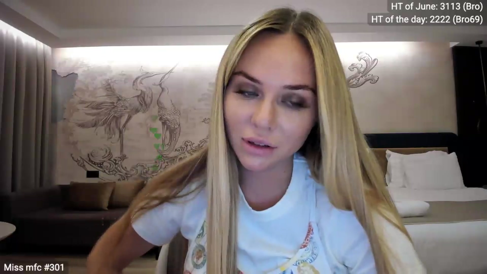Gallery image thumbnail from Linda_0nline's myfreecams stream on, 06/14/2026, 18:14 image 20 of 20