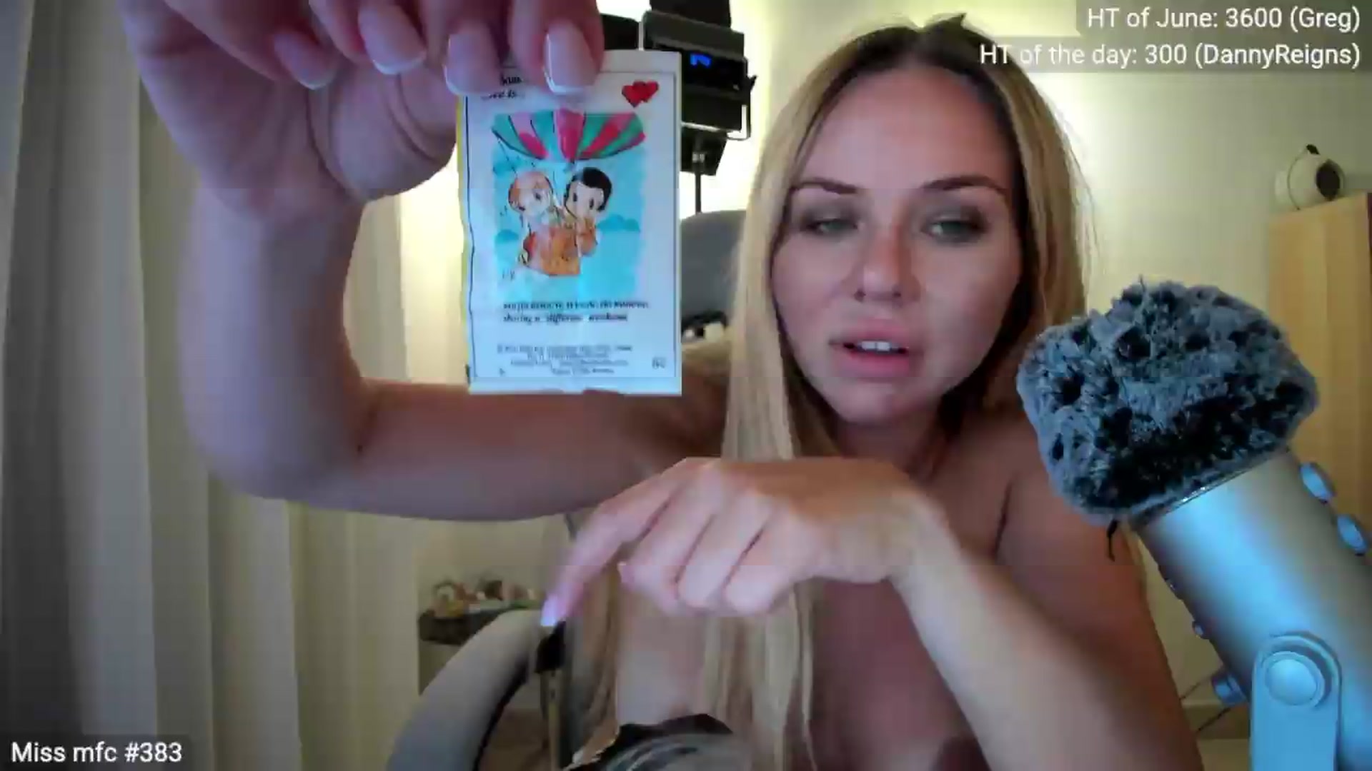 Gallery image thumbnail from Linda_0nline's myfreecams stream on, 06/29/2026, 21:35 image 9 of 20