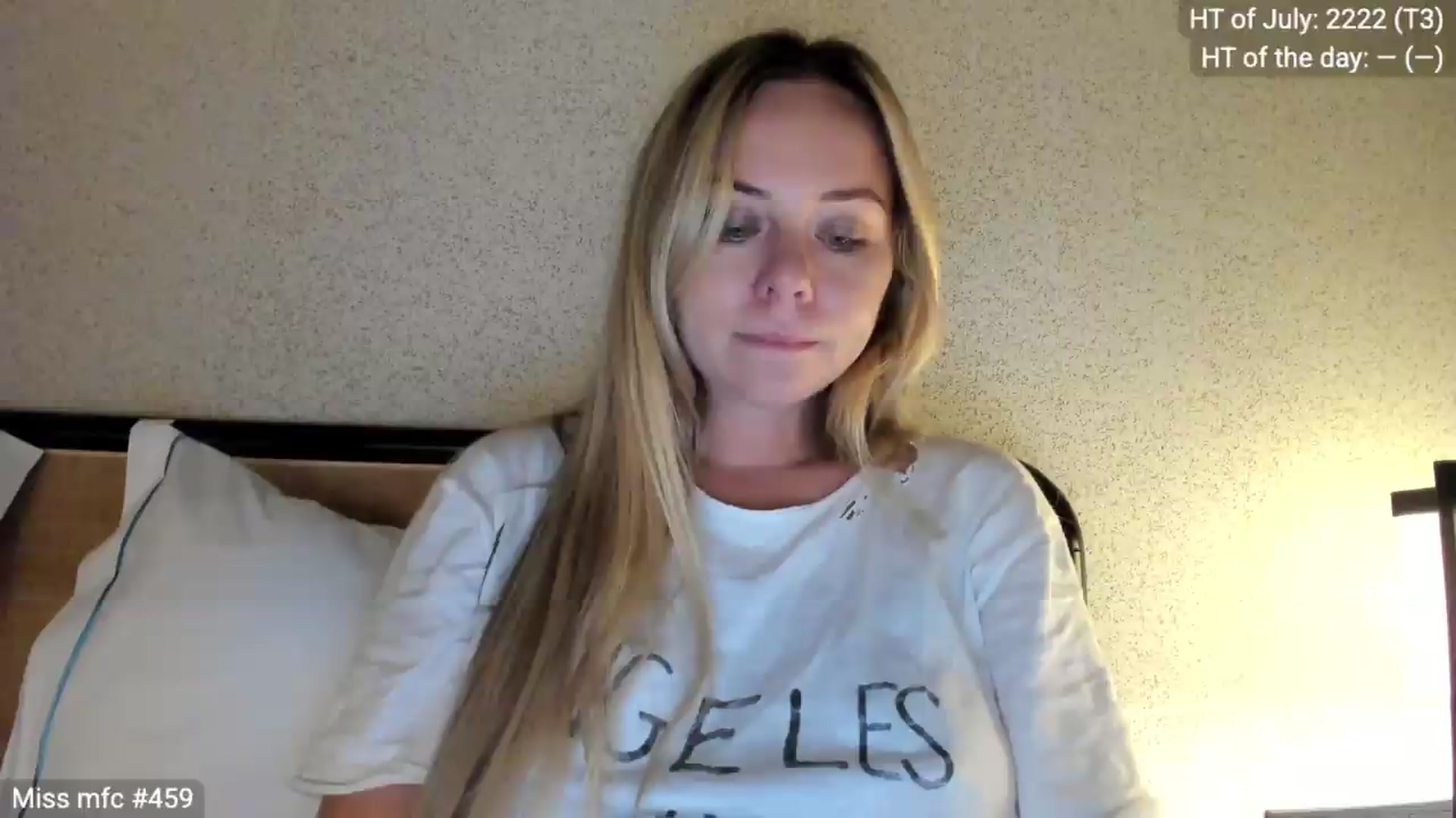 Gallery image thumbnail from Linda_0nline's myfreecams stream on, 07/08/2026, 05:01 image 1 of 20