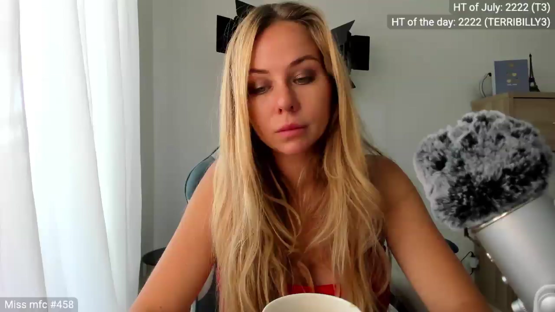 Gallery image thumbnail from Linda_0nline's myfreecams stream on, 07/10/2026, 10:13 image 14 of 20