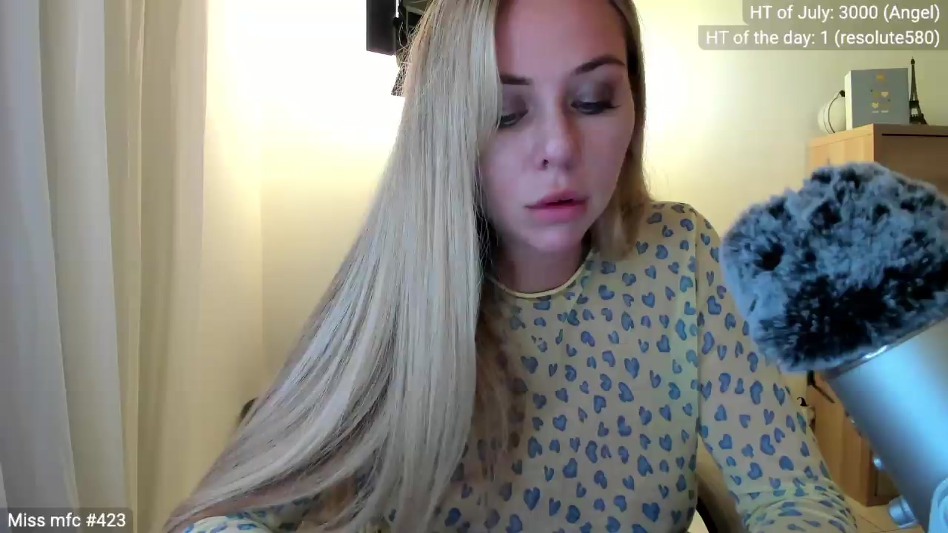 Gallery image thumbnail from Linda_0nline's myfreecams stream on, 07/10/2026, 20:48 image 4 of 20