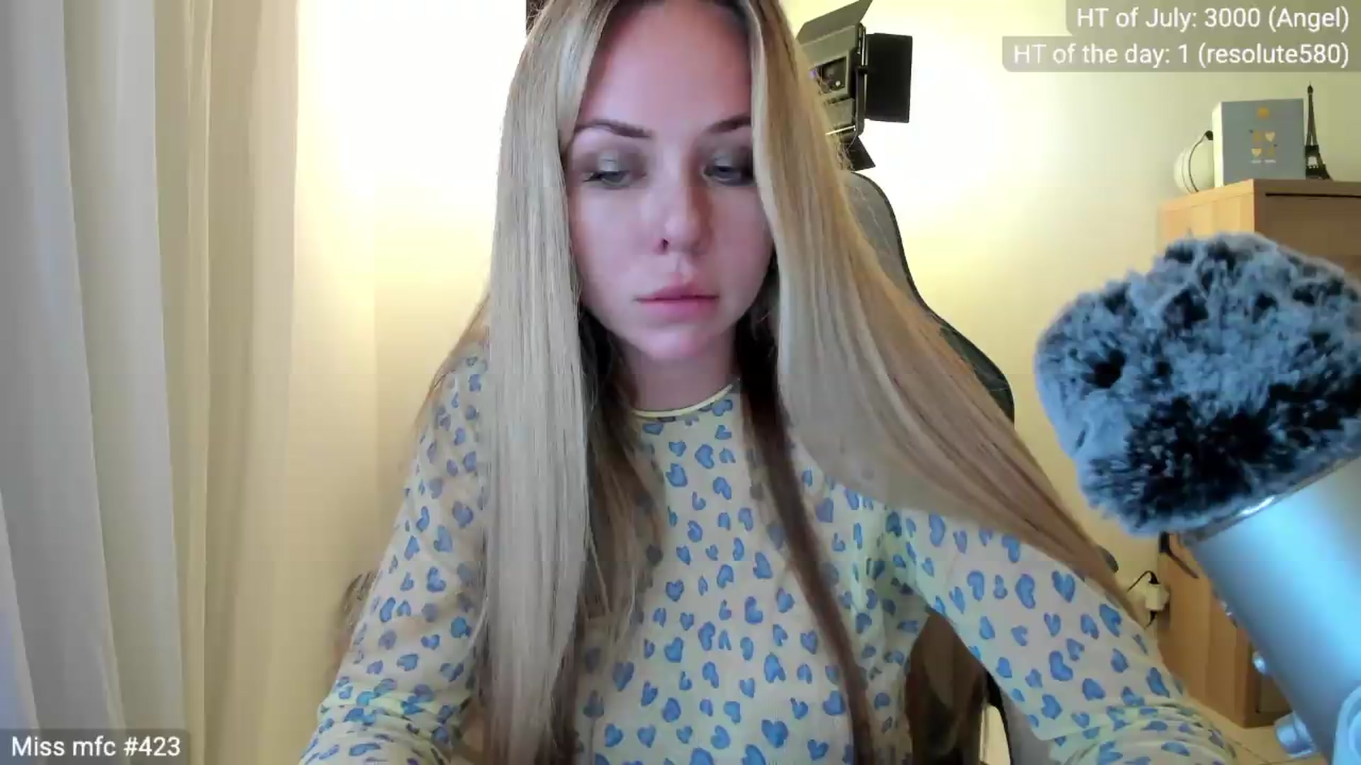 Gallery image thumbnail from Linda_0nline's myfreecams stream on, 07/10/2026, 20:48 image 9 of 20