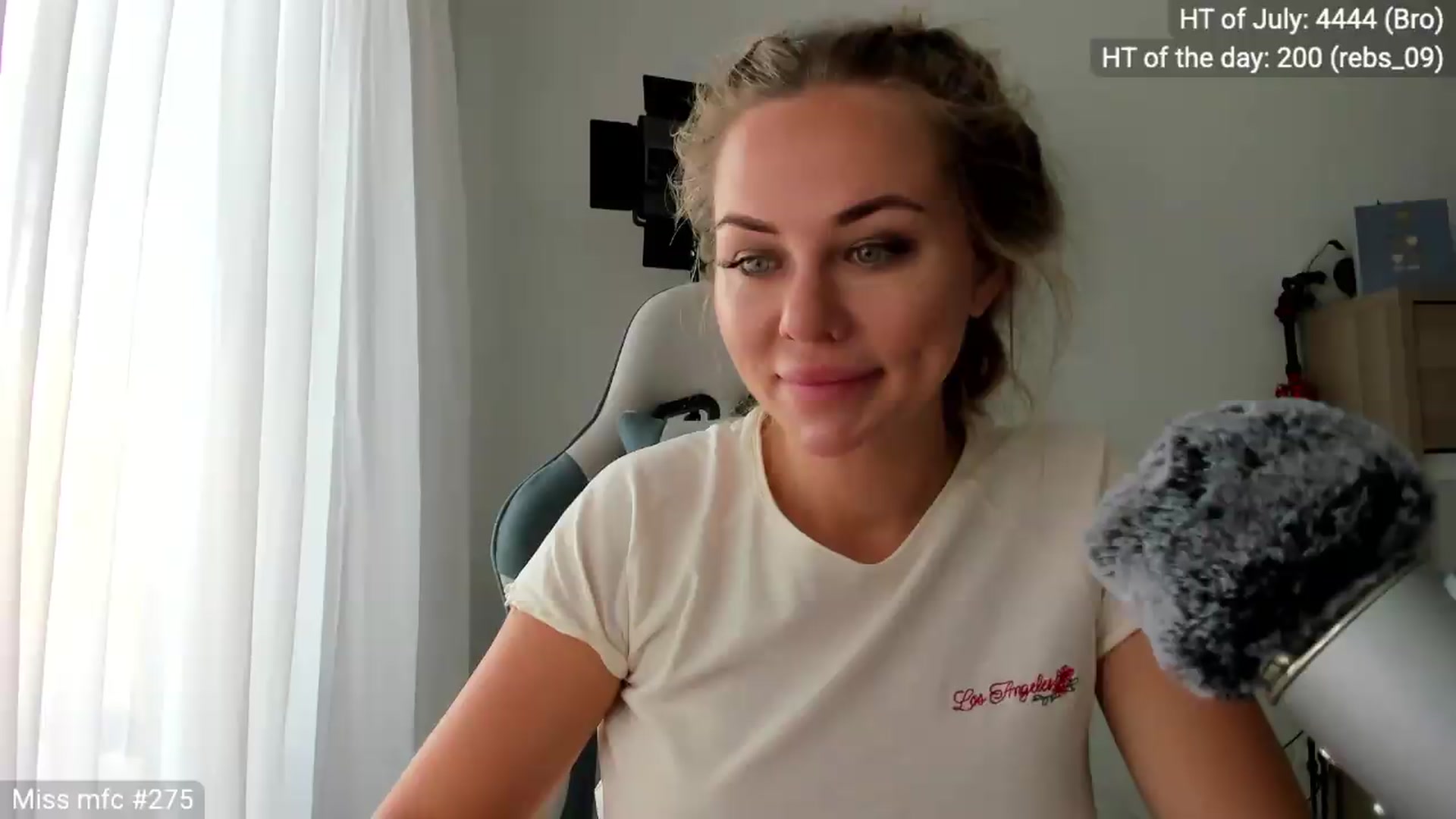 Gallery image thumbnail from Linda_0nline's myfreecams stream on, 07/22/2026, 05:50 image 20 of 20