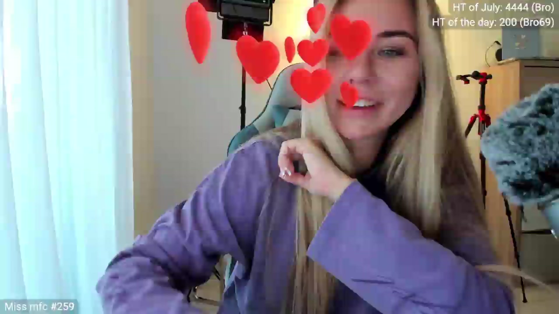 Gallery image thumbnail from Linda_0nline's myfreecams stream on, 07/29/2026, 04:31 image 20 of 20