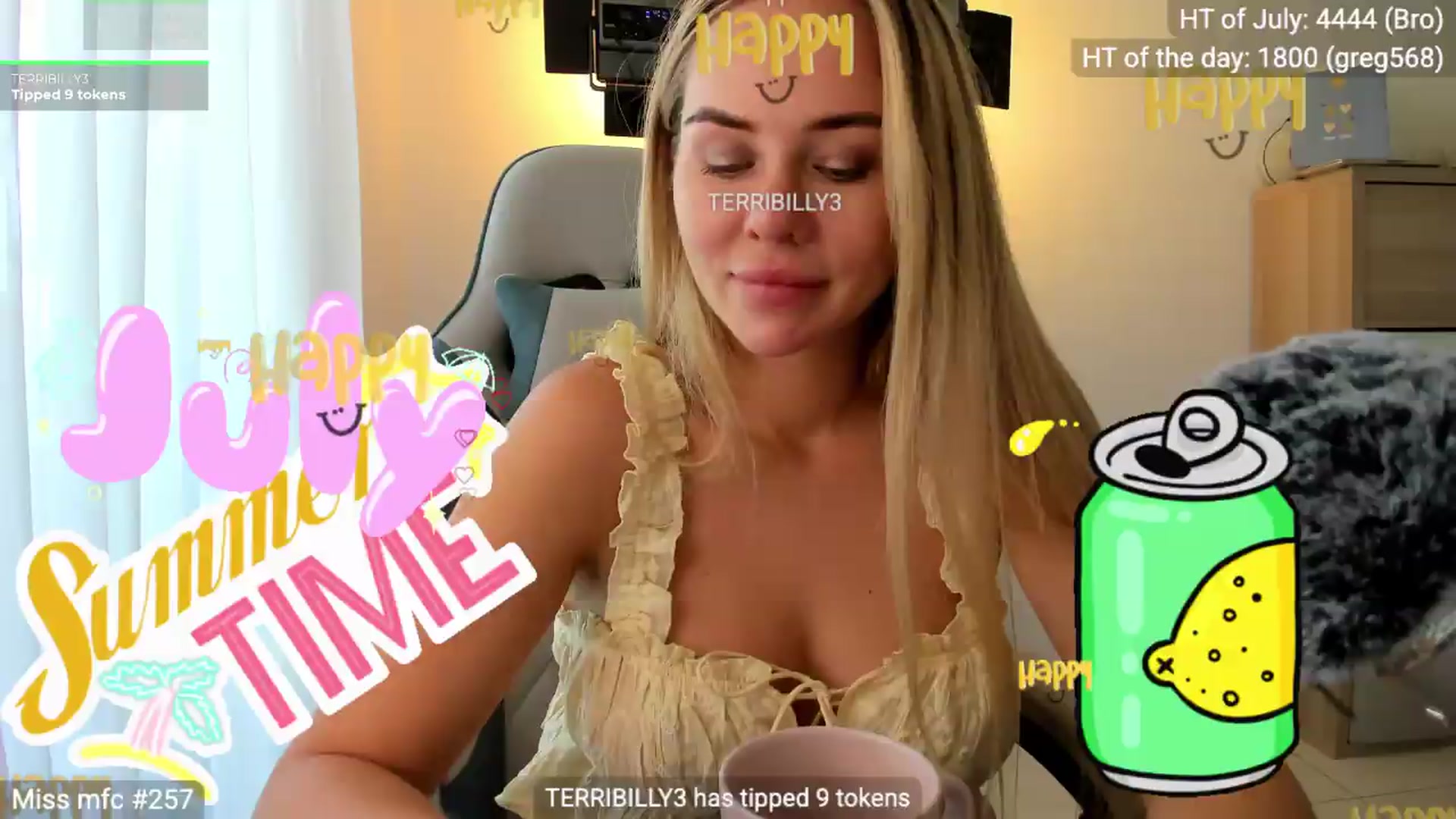 Gallery image thumbnail from Linda_0nline's myfreecams stream on, 07/29/2026, 10:18 image 18 of 20