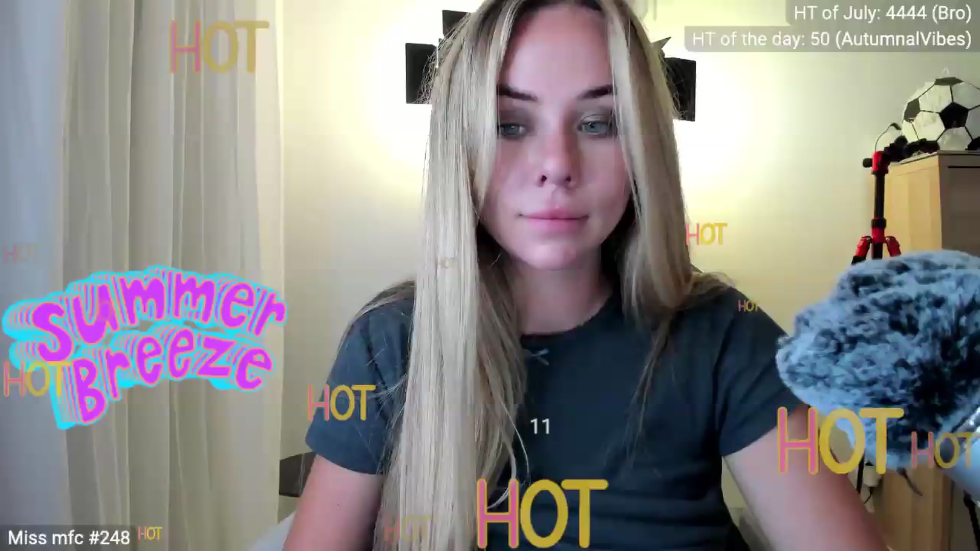 Gallery image thumbnail from Linda_0nline's myfreecams stream on, 07/30/2026, 20:22 image 14 of 20
