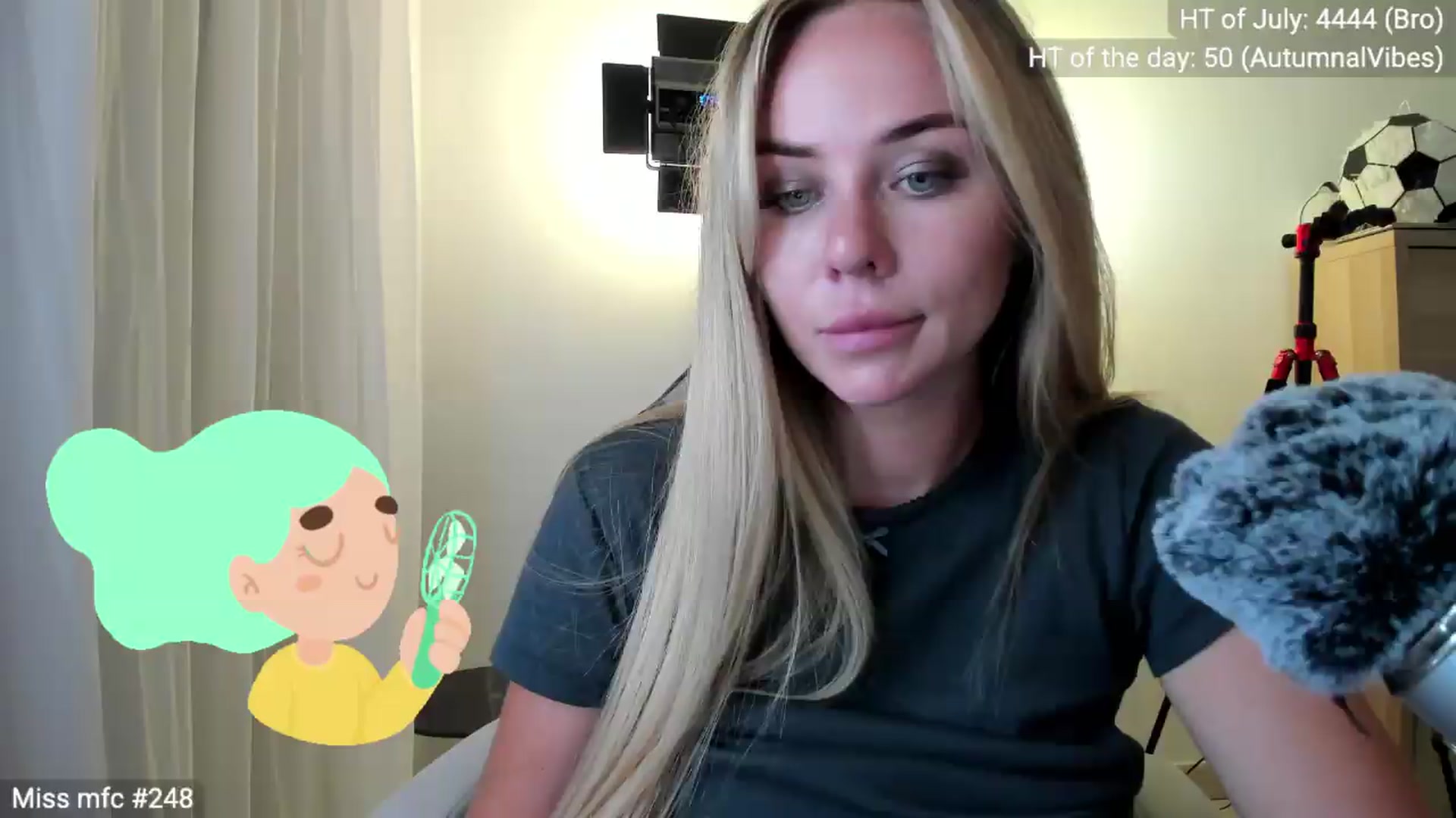 Gallery image thumbnail from Linda_0nline's myfreecams stream on, 07/30/2026, 20:22 image 13 of 20