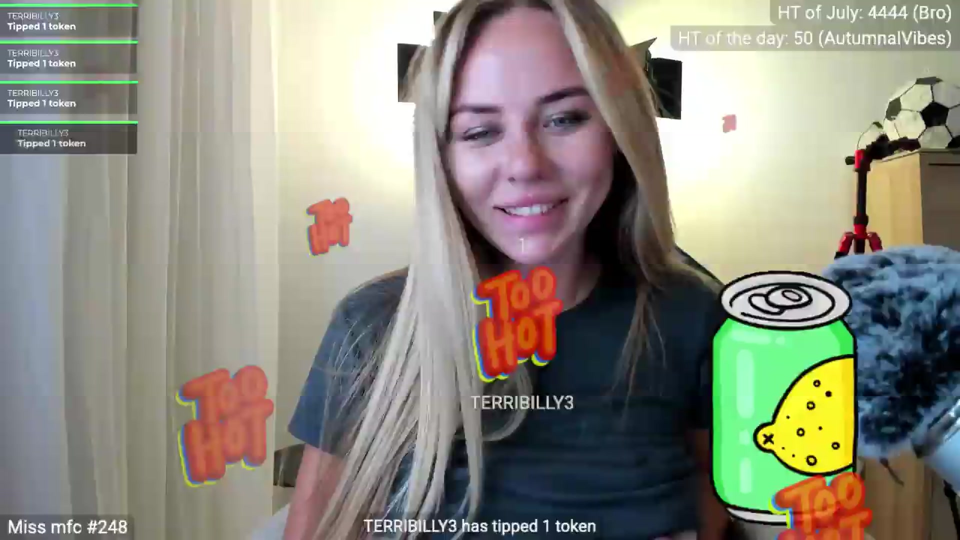 Gallery image thumbnail from Linda_0nline's myfreecams stream on, 07/30/2026, 20:22 image 12 of 20