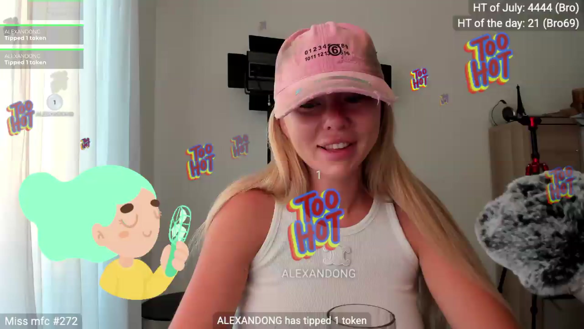 Gallery image thumbnail from Linda_0nline's myfreecams stream on, 08/01/2026, 04:57 image 10 of 20
