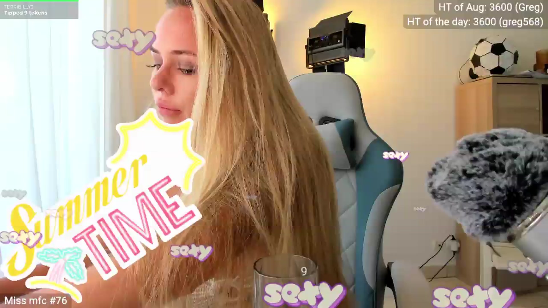 Gallery image thumbnail from Linda_0nline's myfreecams stream on, 08/01/2026, 10:33 image 17 of 20