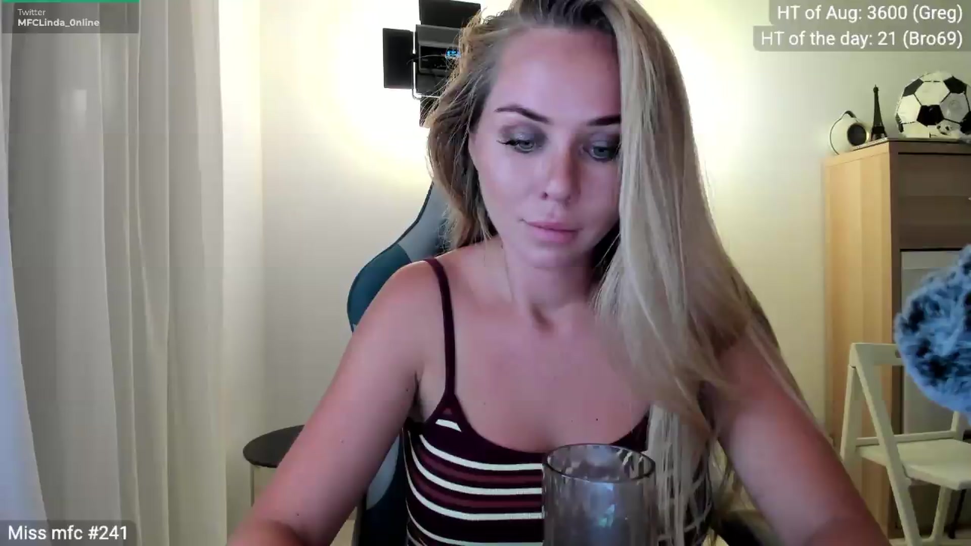 Gallery image thumbnail from Linda_0nline's myfreecams stream on, 08/01/2026, 20:24 image 5 of 20