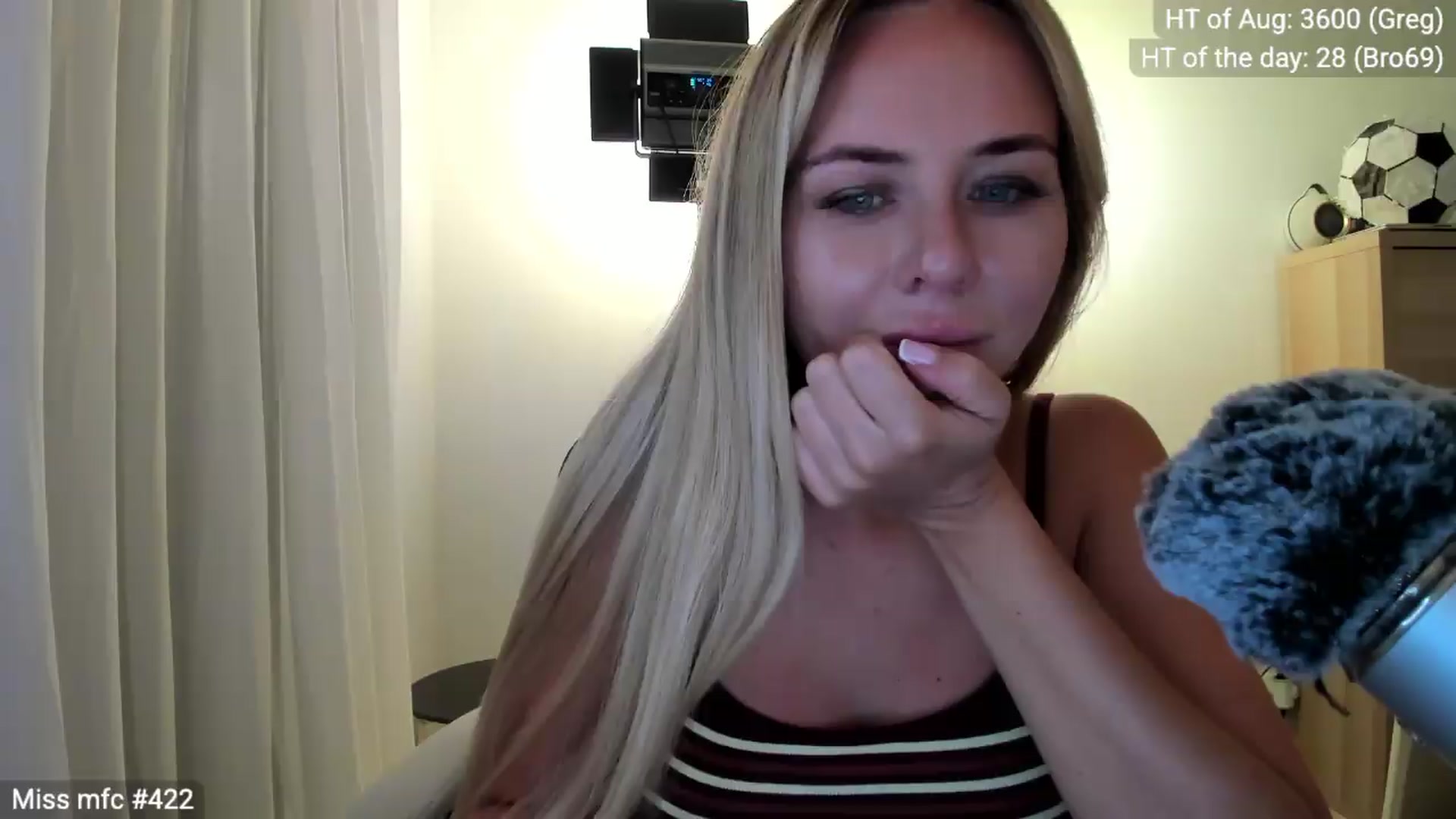 Gallery image thumbnail from Linda_0nline's myfreecams stream on, 08/02/2026, 20:59 image 5 of 20