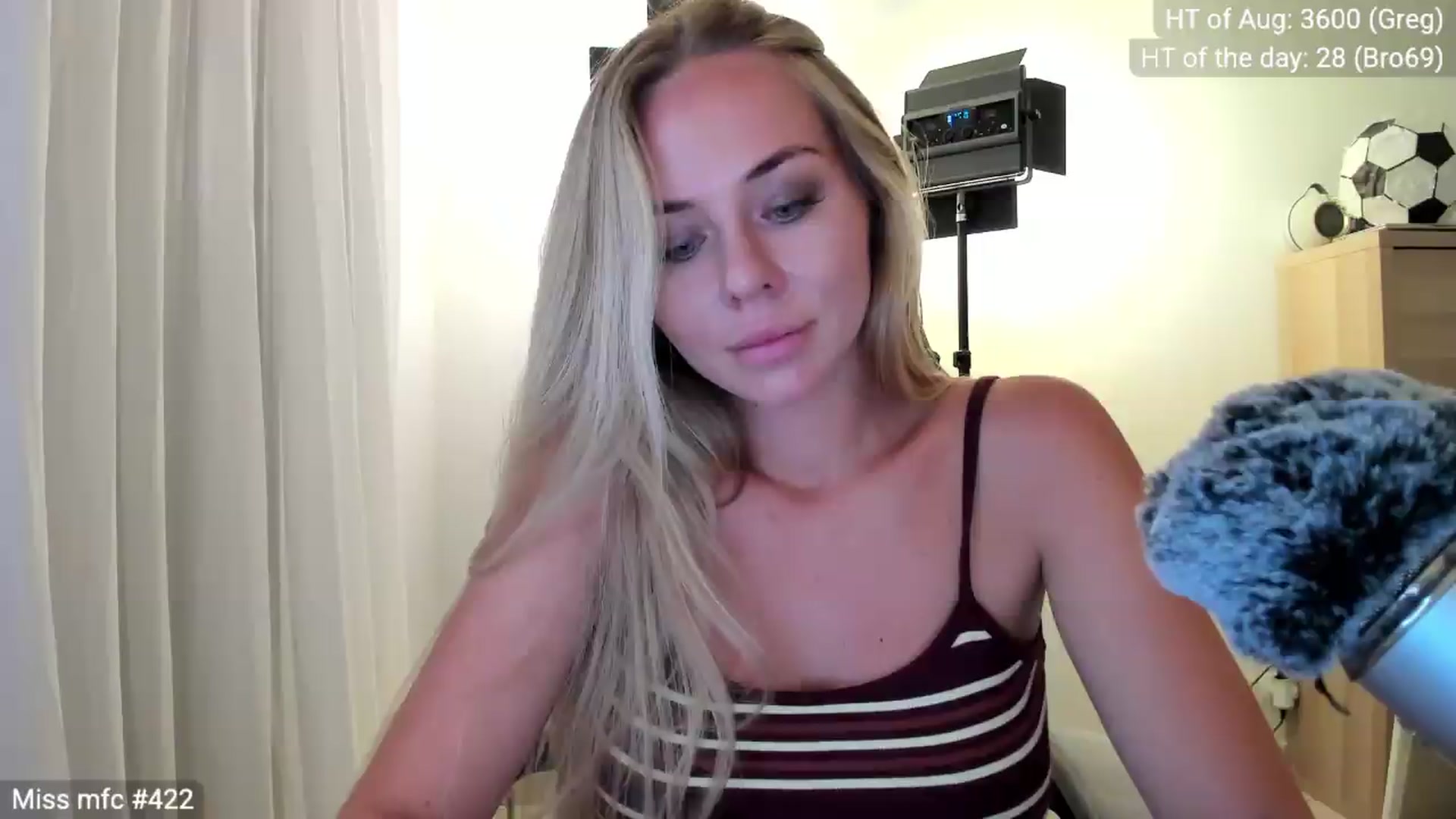 Gallery image thumbnail from Linda_0nline's myfreecams stream on, 08/02/2026, 20:59 image 7 of 20