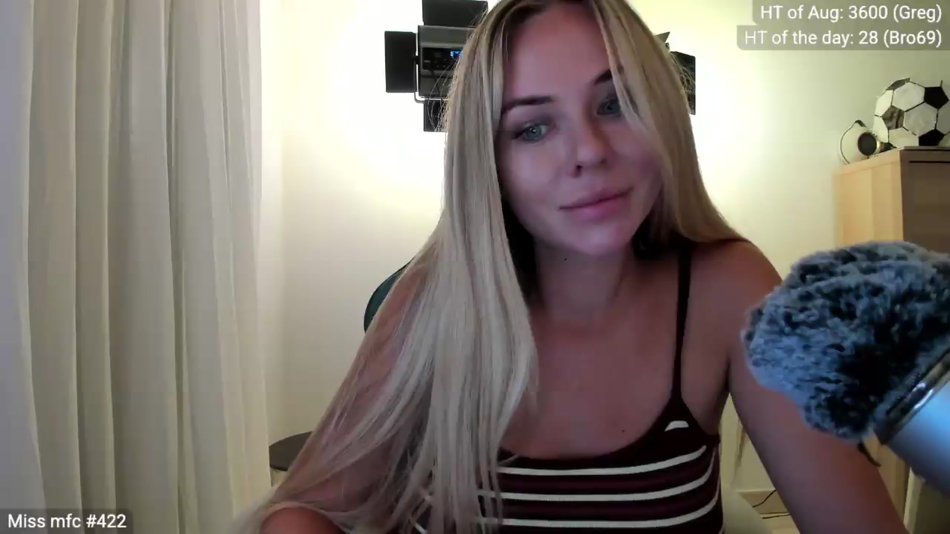 Gallery image thumbnail from Linda_0nline's myfreecams stream on, 08/02/2026, 20:59 image 6 of 20