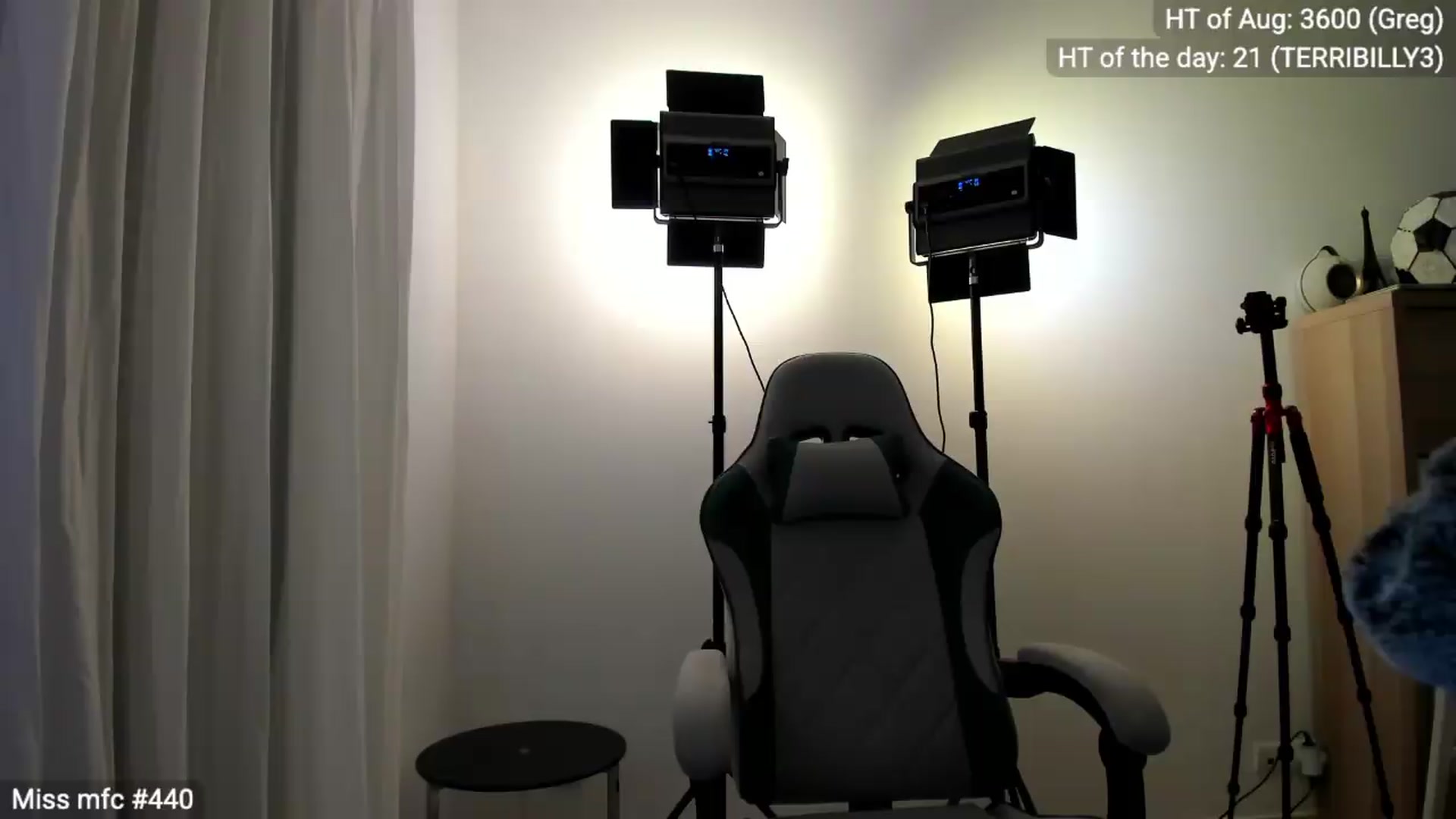 Gallery image thumbnail from Linda_0nline's myfreecams stream on, 08/03/2026, 19:38 image 20 of 20