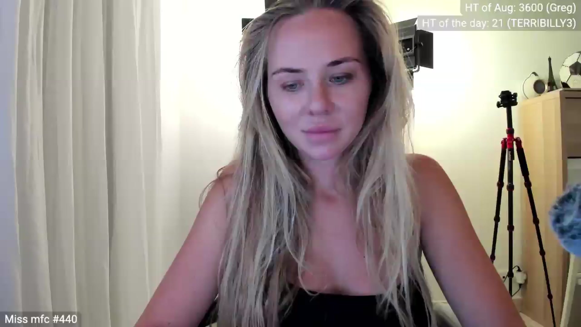 Gallery image thumbnail from Linda_0nline's myfreecams stream on, 08/03/2026, 19:38 image 11 of 20