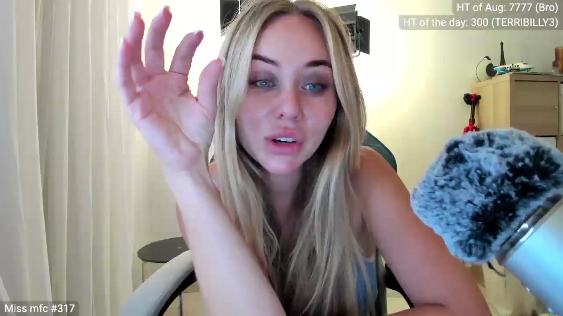 Gallery image thumbnail from Linda_0nline's myfreecams stream on, 08/11/2026, 19:59 image 8 of 20