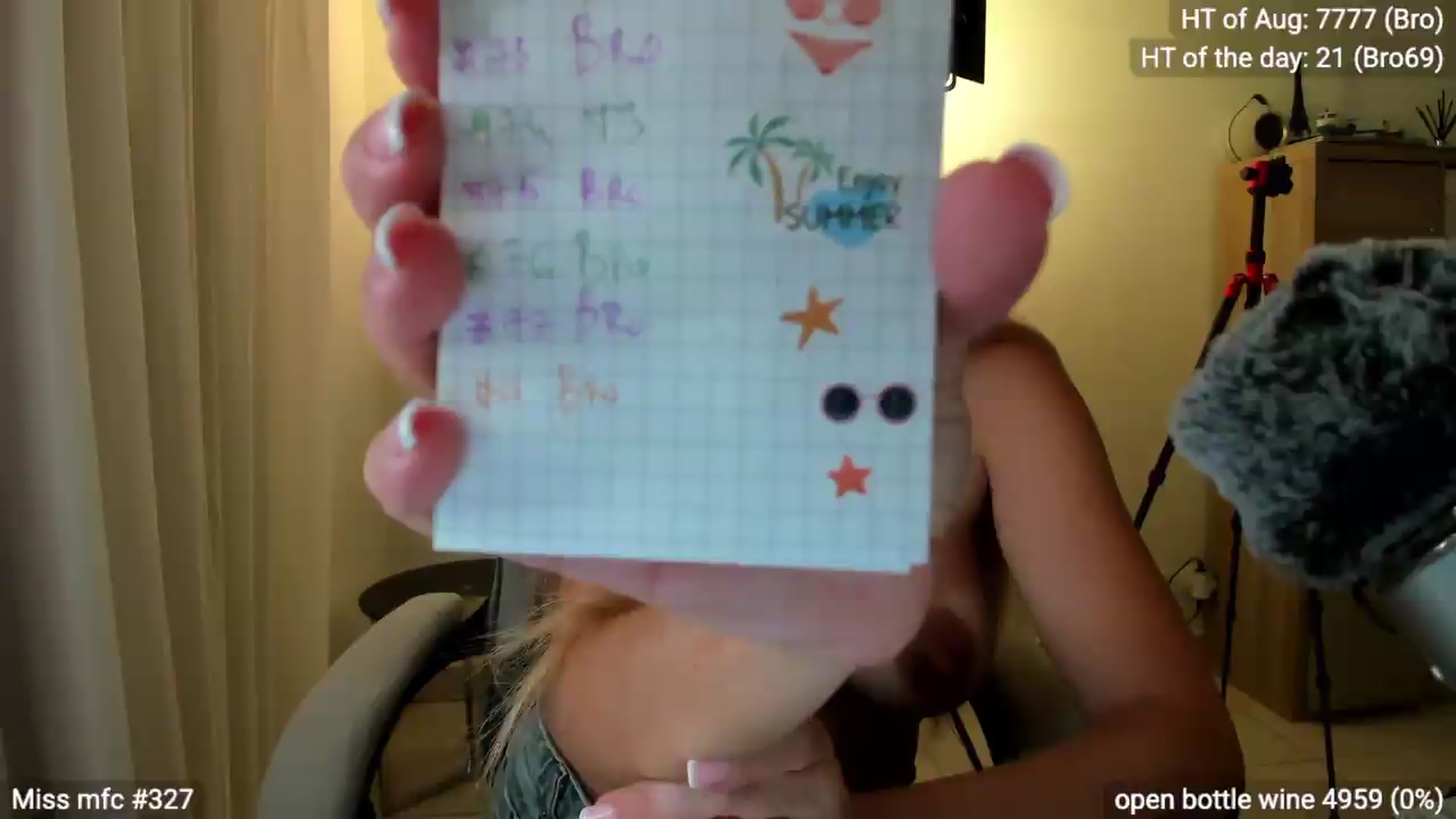 Gallery image thumbnail from Linda_0nline's myfreecams stream on, 08/14/2026, 18:33 image 5 of 20