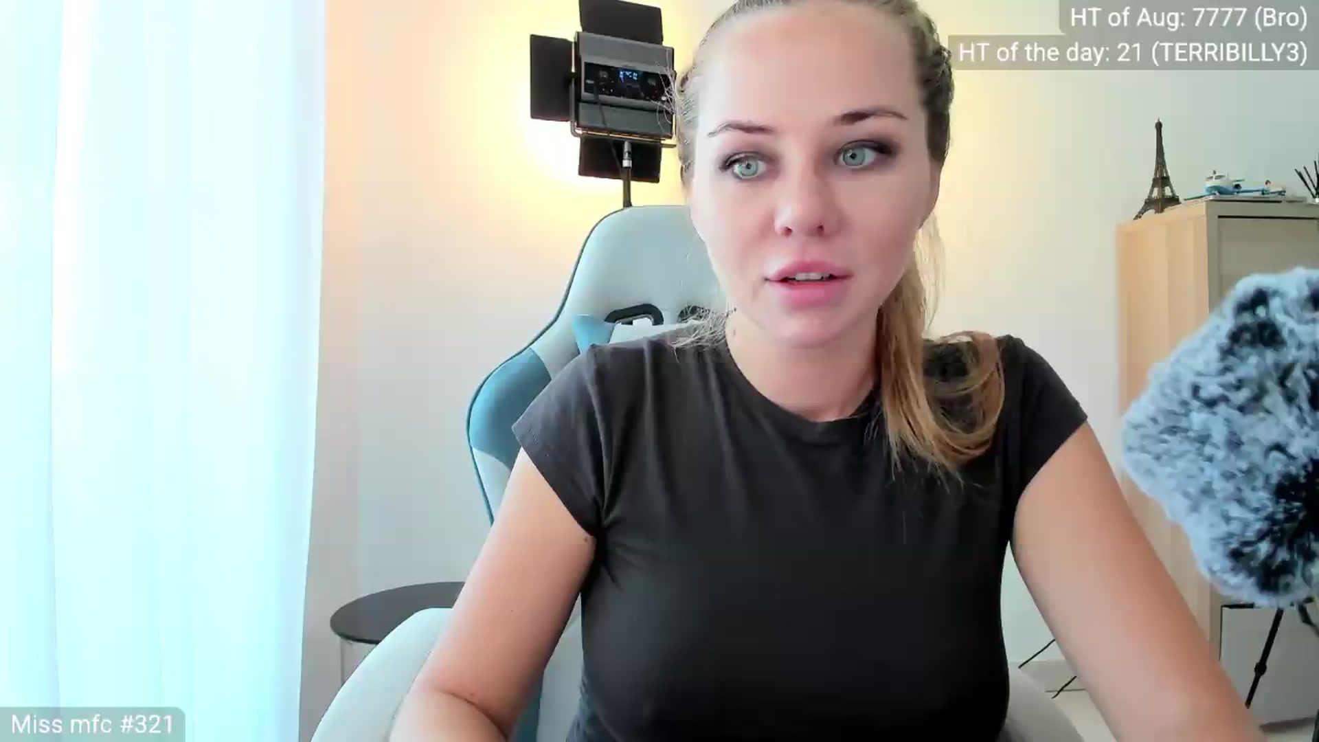 Gallery image thumbnail from Linda_0nline's myfreecams stream on, 08/15/2026, 10:58 image 11 of 20