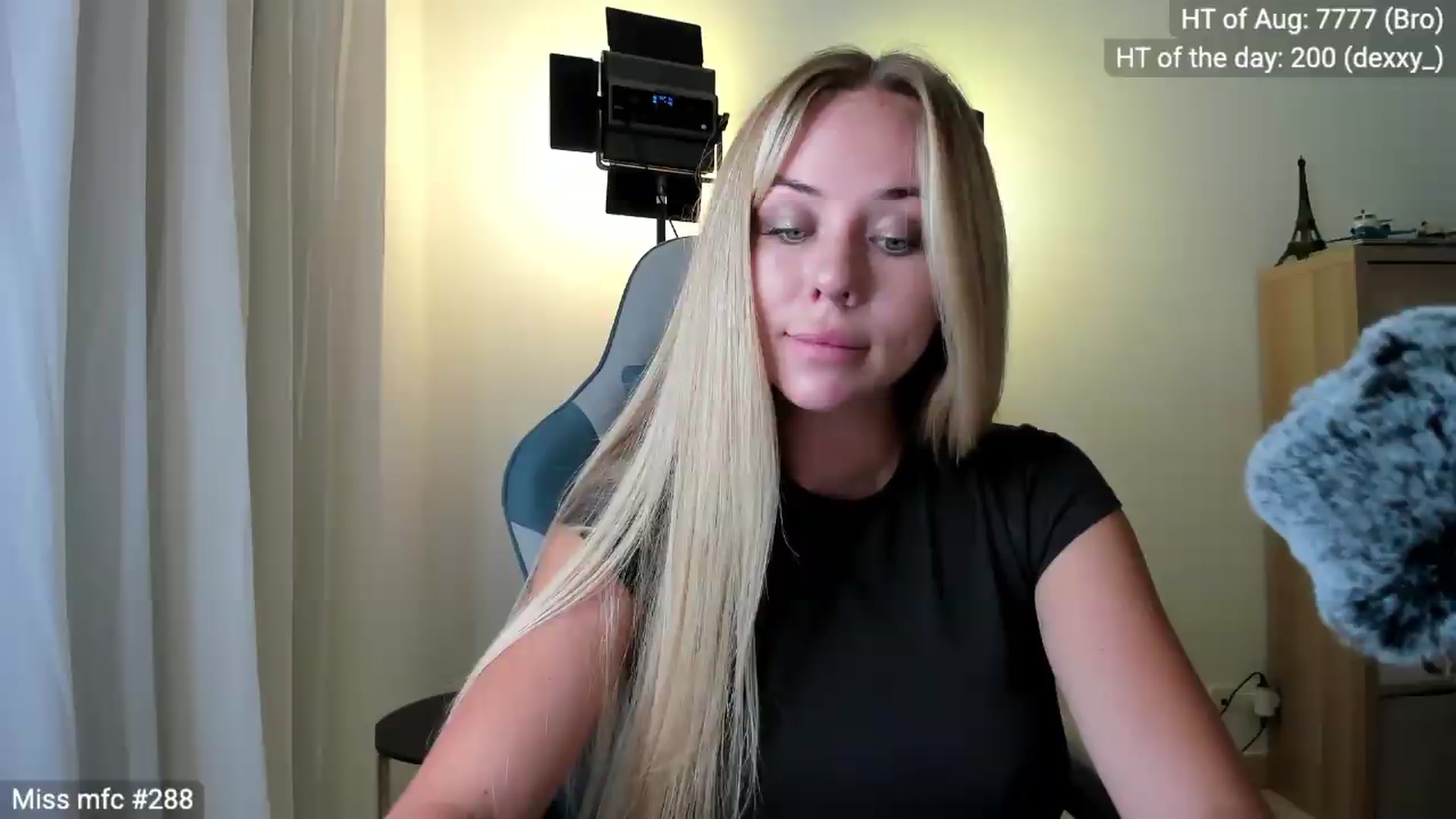 Gallery image thumbnail from Linda_0nline's myfreecams stream on, 08/16/2026, 18:55 image 13 of 20