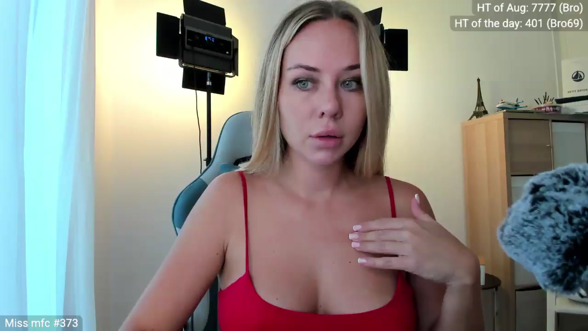 Gallery image thumbnail from Linda_0nline's myfreecams stream on, 08/21/2026, 09:26 image 2 of 20