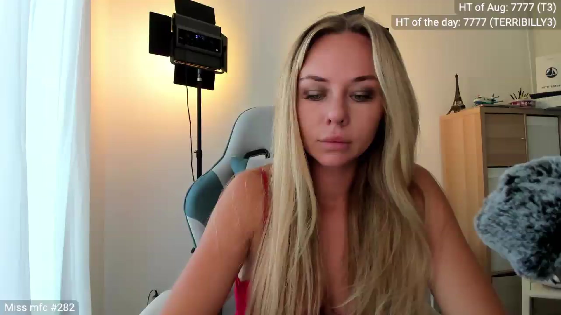 Gallery image thumbnail from Linda_0nline's myfreecams stream on, 08/21/2026, 09:26 image 19 of 20