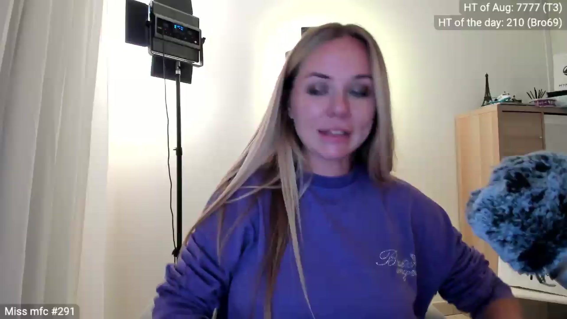 Gallery image thumbnail from Linda_0nline's myfreecams stream on, 08/21/2026, 21:47 image 8 of 20
