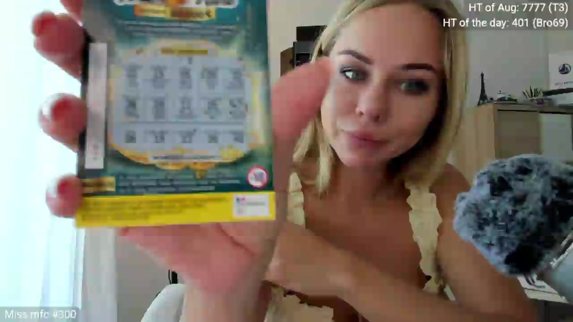 Gallery image thumbnail from Linda_0nline's myfreecams stream on, 08/22/2026, 08:40 image 11 of 20