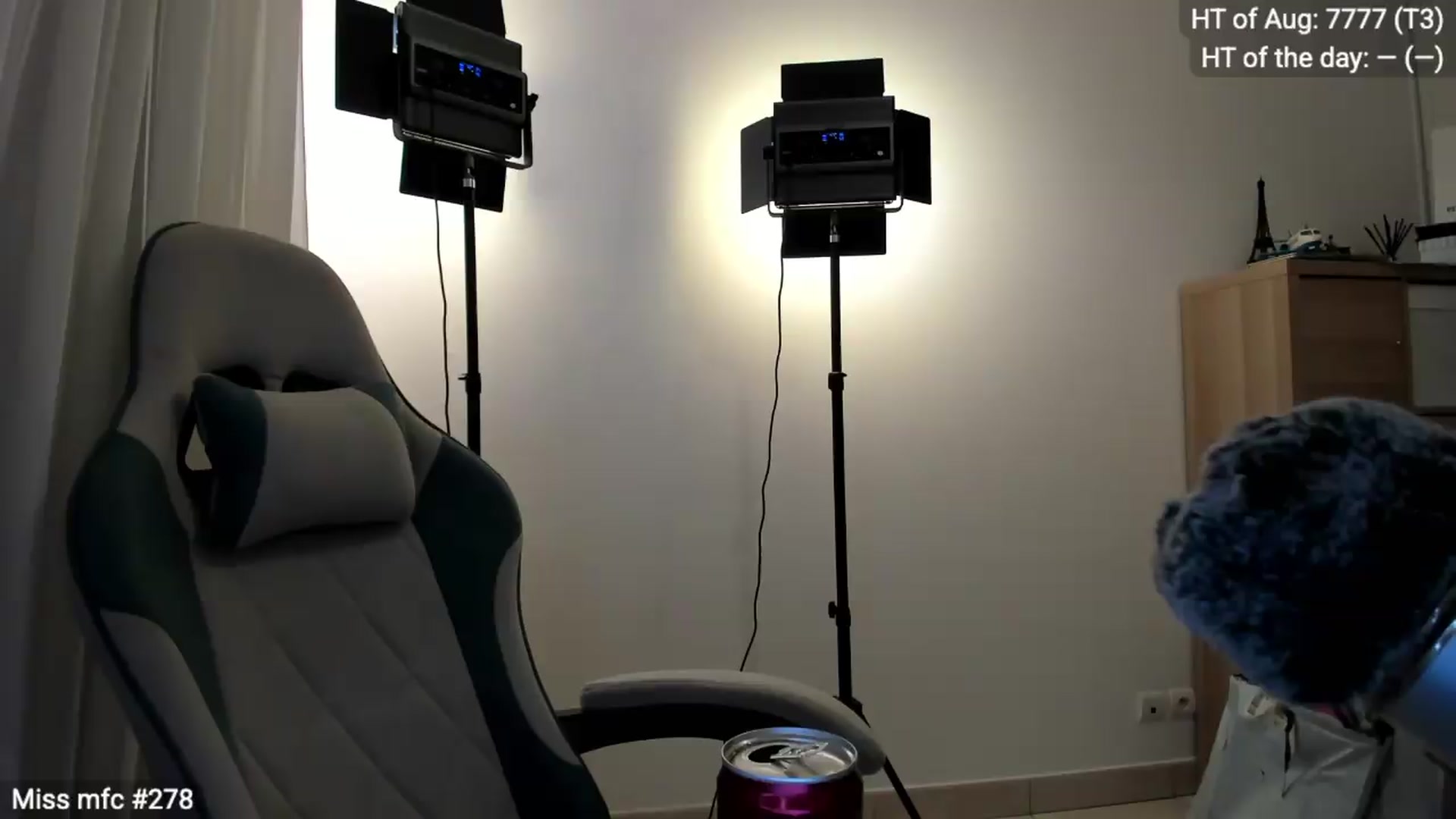 Gallery image thumbnail from Linda_0nline's myfreecams stream on, 08/22/2026, 19:39 image 2 of 20