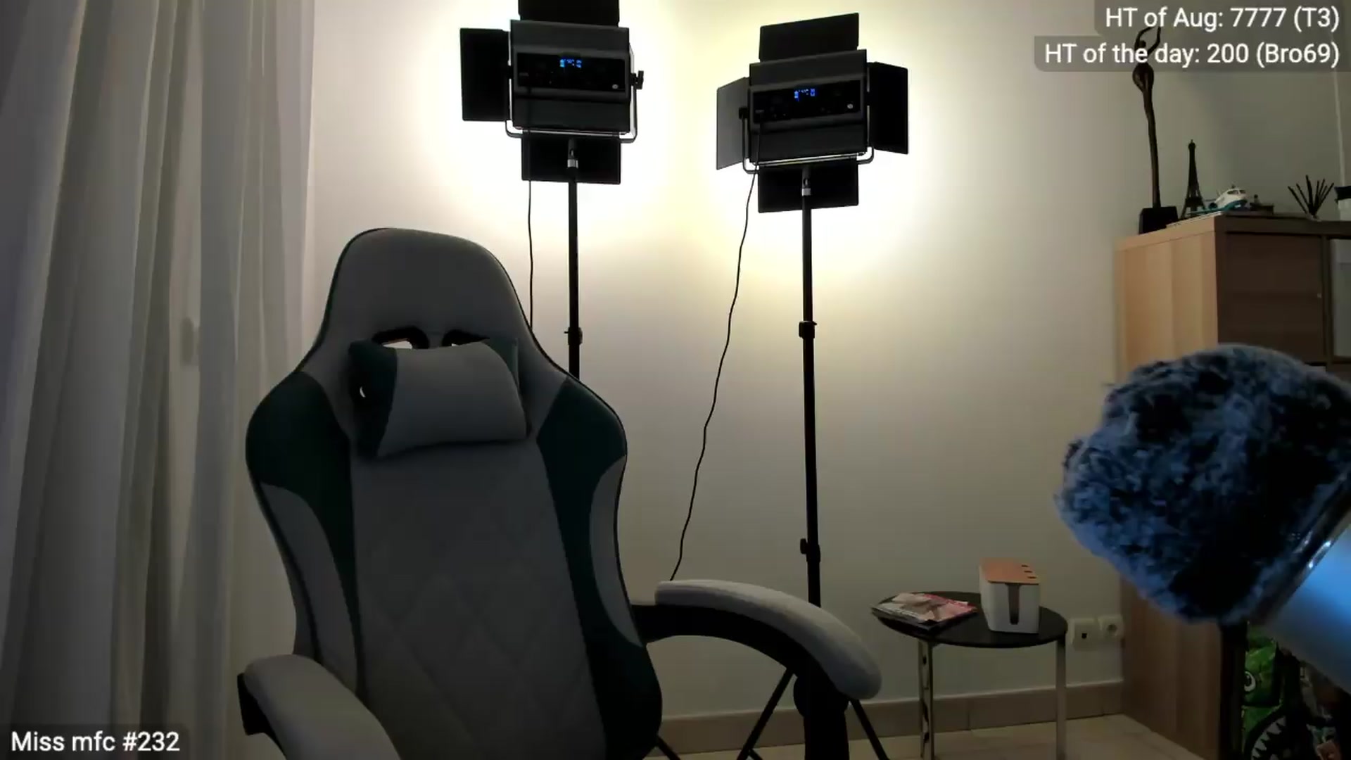 Gallery image thumbnail from Linda_0nline's myfreecams stream on, 08/23/2026, 19:26 image 12 of 20