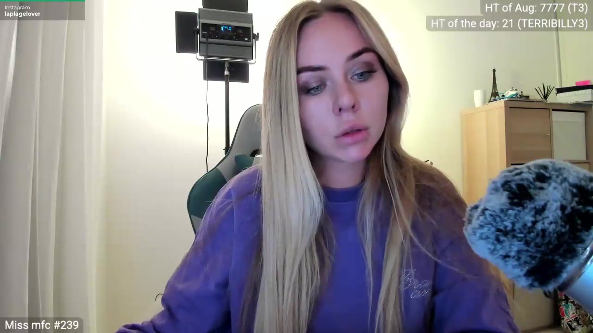 Gallery image thumbnail from Linda_0nline's myfreecams stream on, 08/24/2026, 19:01 image 20 of 20