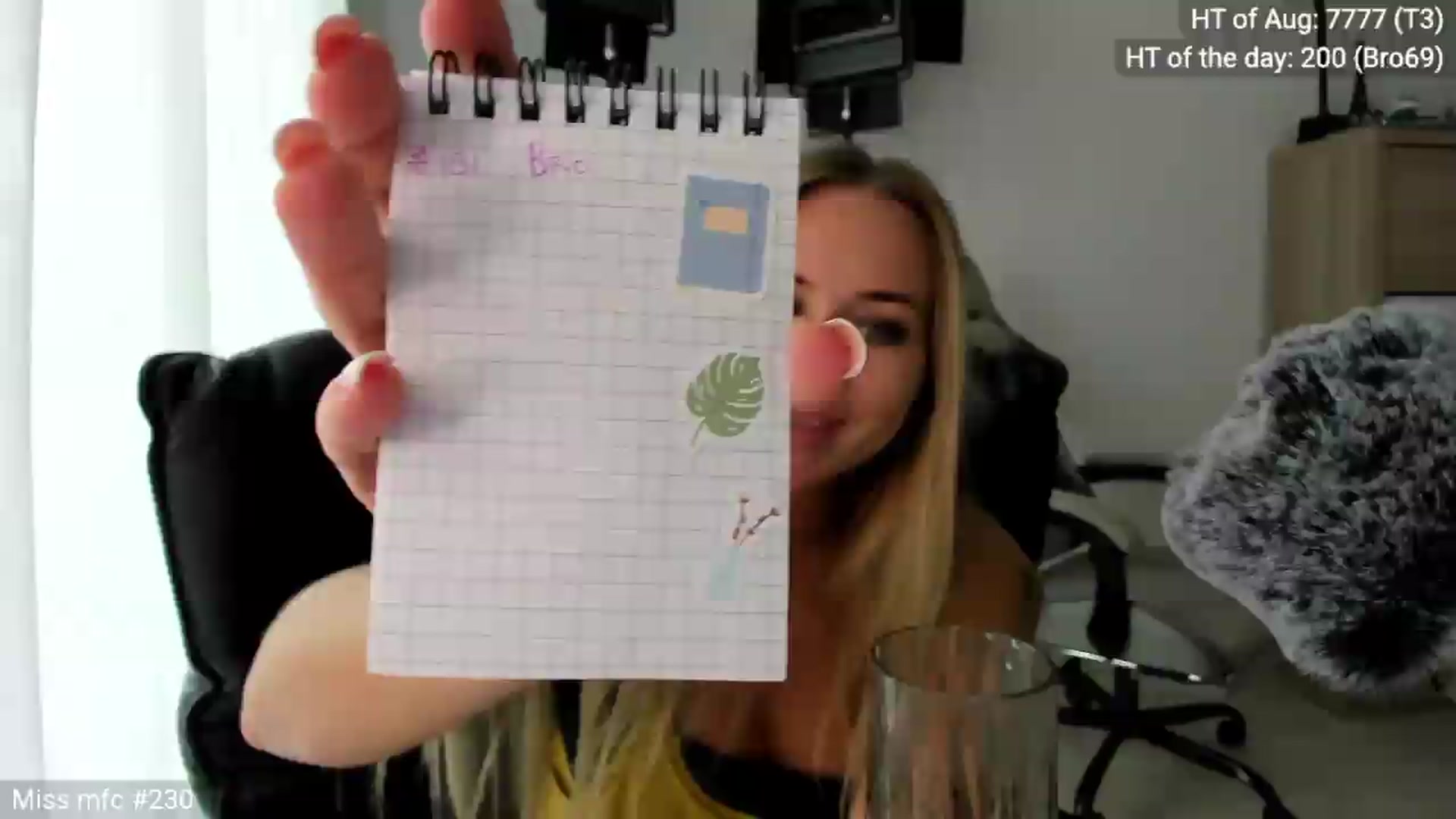 Gallery image thumbnail from Linda_0nline's myfreecams stream on, 08/28/2026, 10:02 image 4 of 20