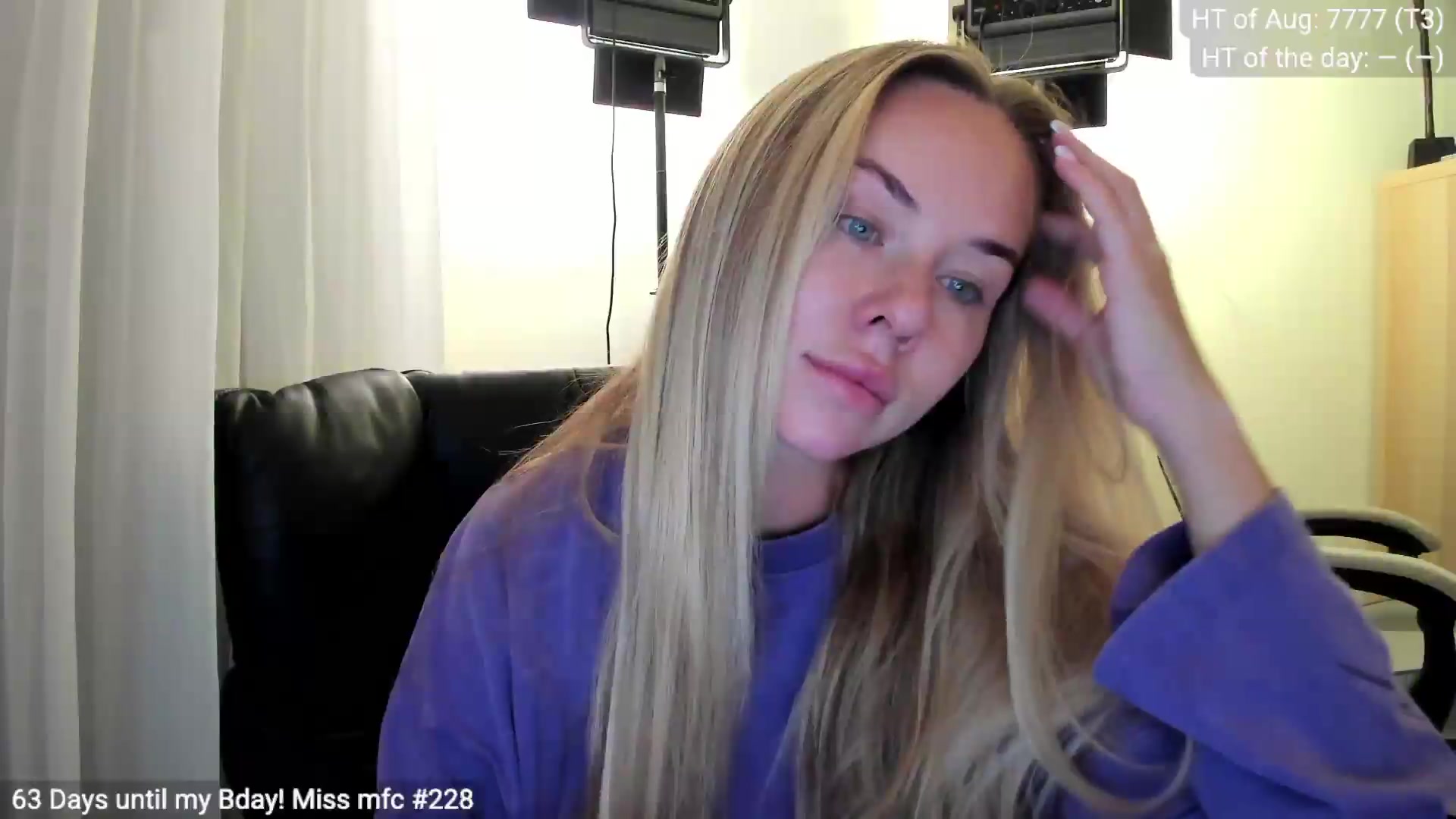 Gallery image thumbnail from Linda_0nline's myfreecams stream on, 08/31/2026, 21:03 image 7 of 20