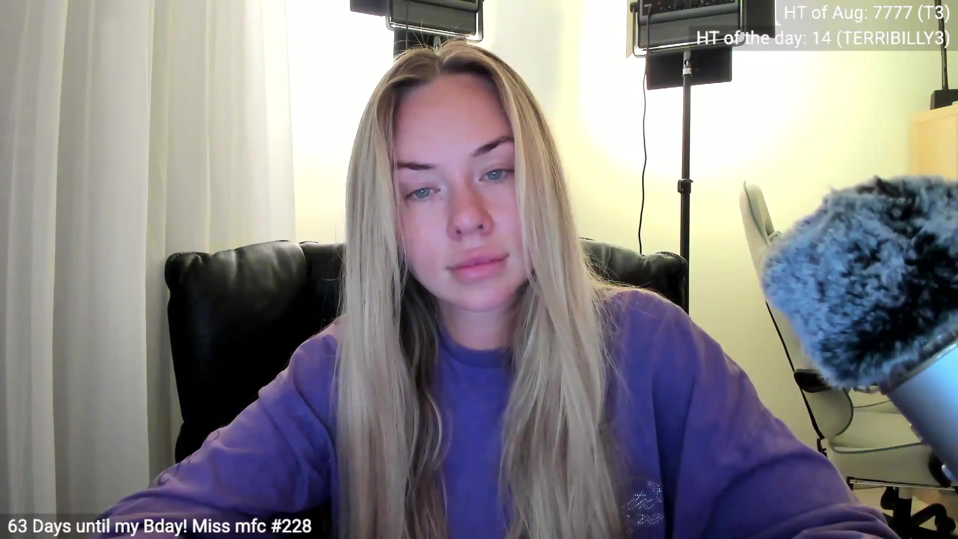 Gallery image thumbnail from Linda_0nline's myfreecams stream on, 08/31/2026, 21:03 image 20 of 20