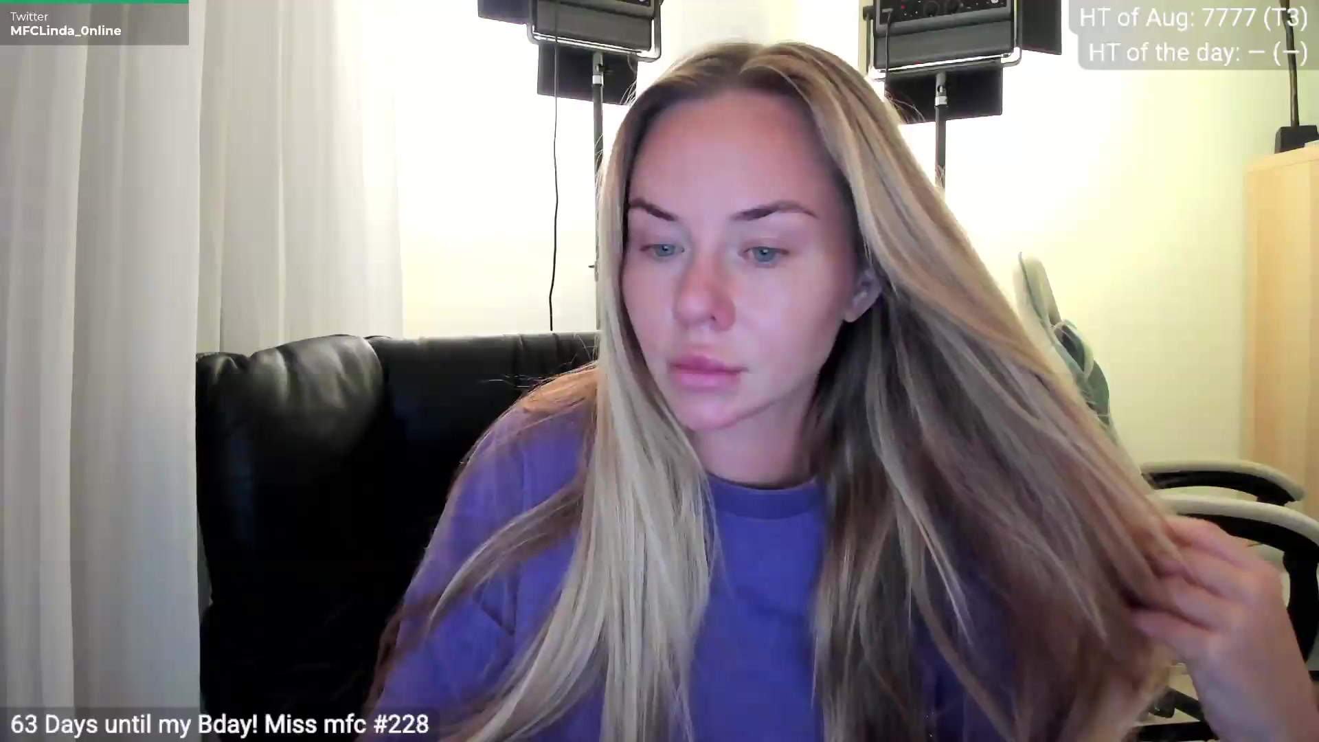 Gallery image thumbnail from Linda_0nline's myfreecams stream on, 08/31/2026, 21:03 image 3 of 20
