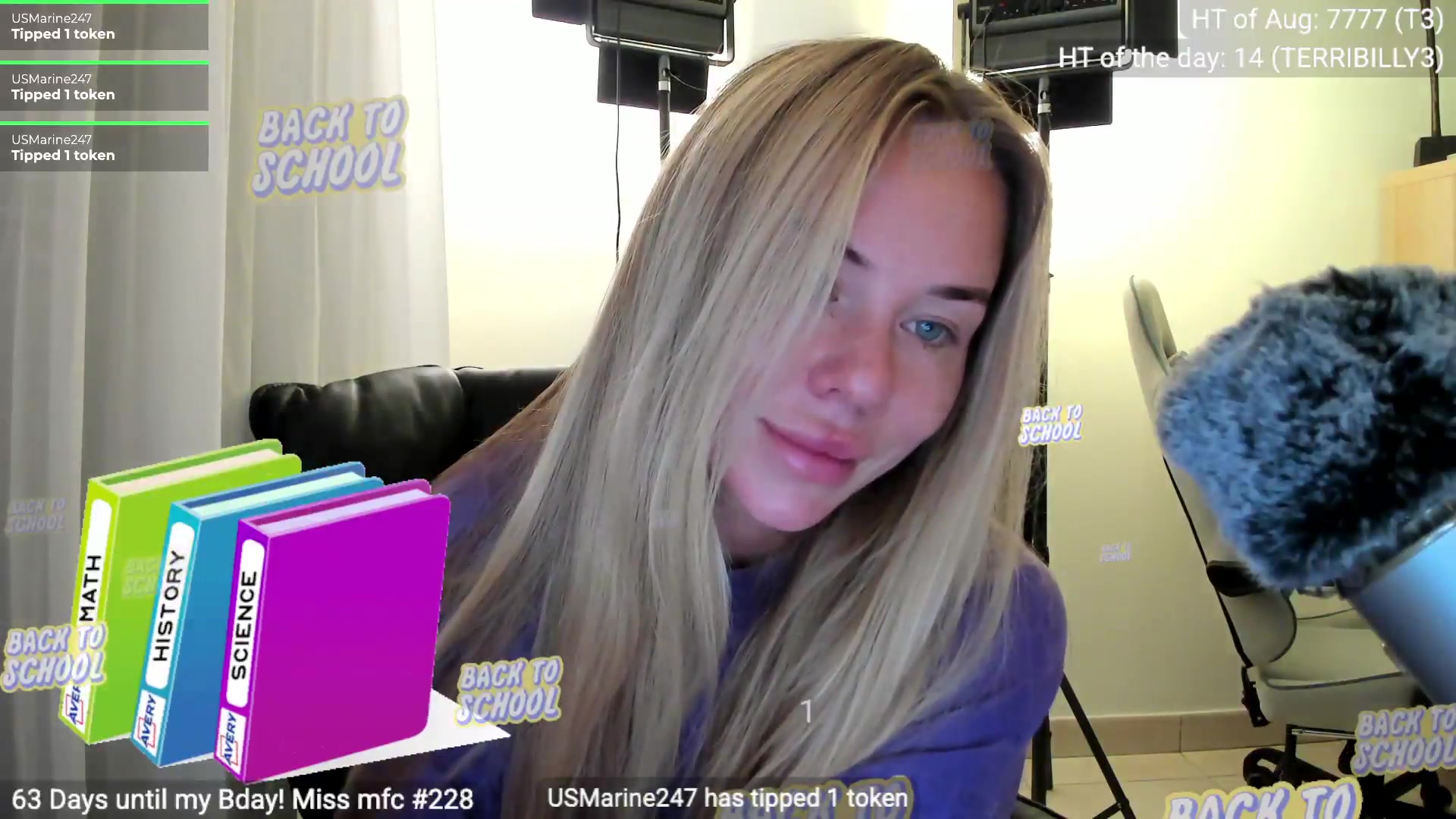 Gallery image thumbnail from Linda_0nline's myfreecams stream on, 08/31/2026, 21:03 image 16 of 20