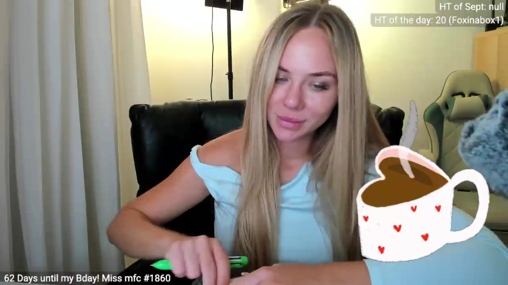 Gallery image thumbnail from Linda_0nline's myfreecams stream on, 09/01/2026, 21:23 image 14 of 20