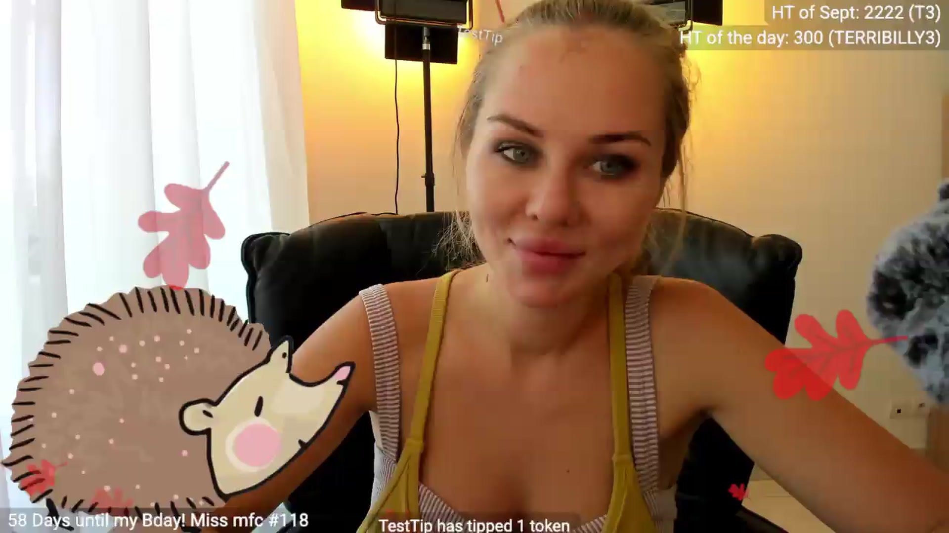 Gallery image thumbnail from Linda_0nline's myfreecams stream on, 09/06/2026, 10:27 image 14 of 20