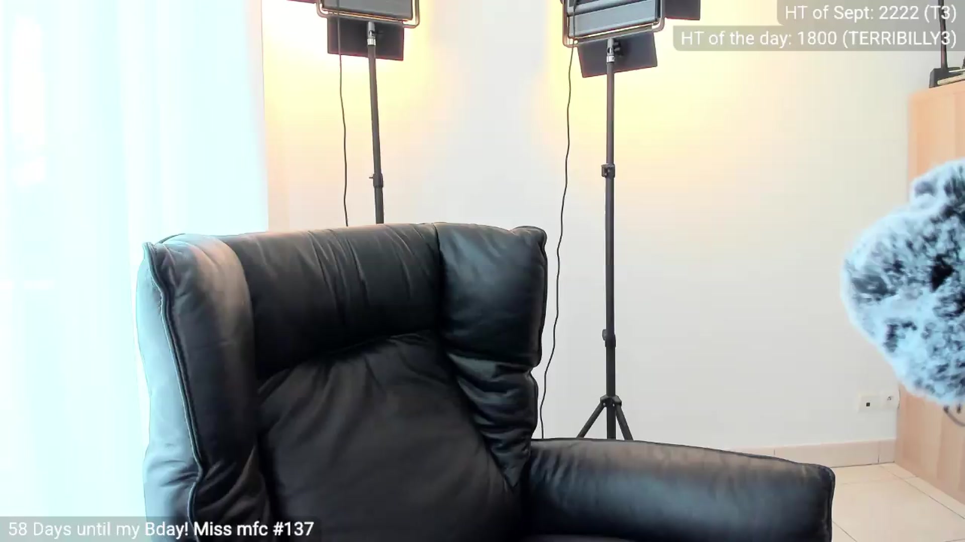 Gallery image thumbnail from Linda_0nline's myfreecams stream on, 09/09/2026, 10:14 image 5 of 20