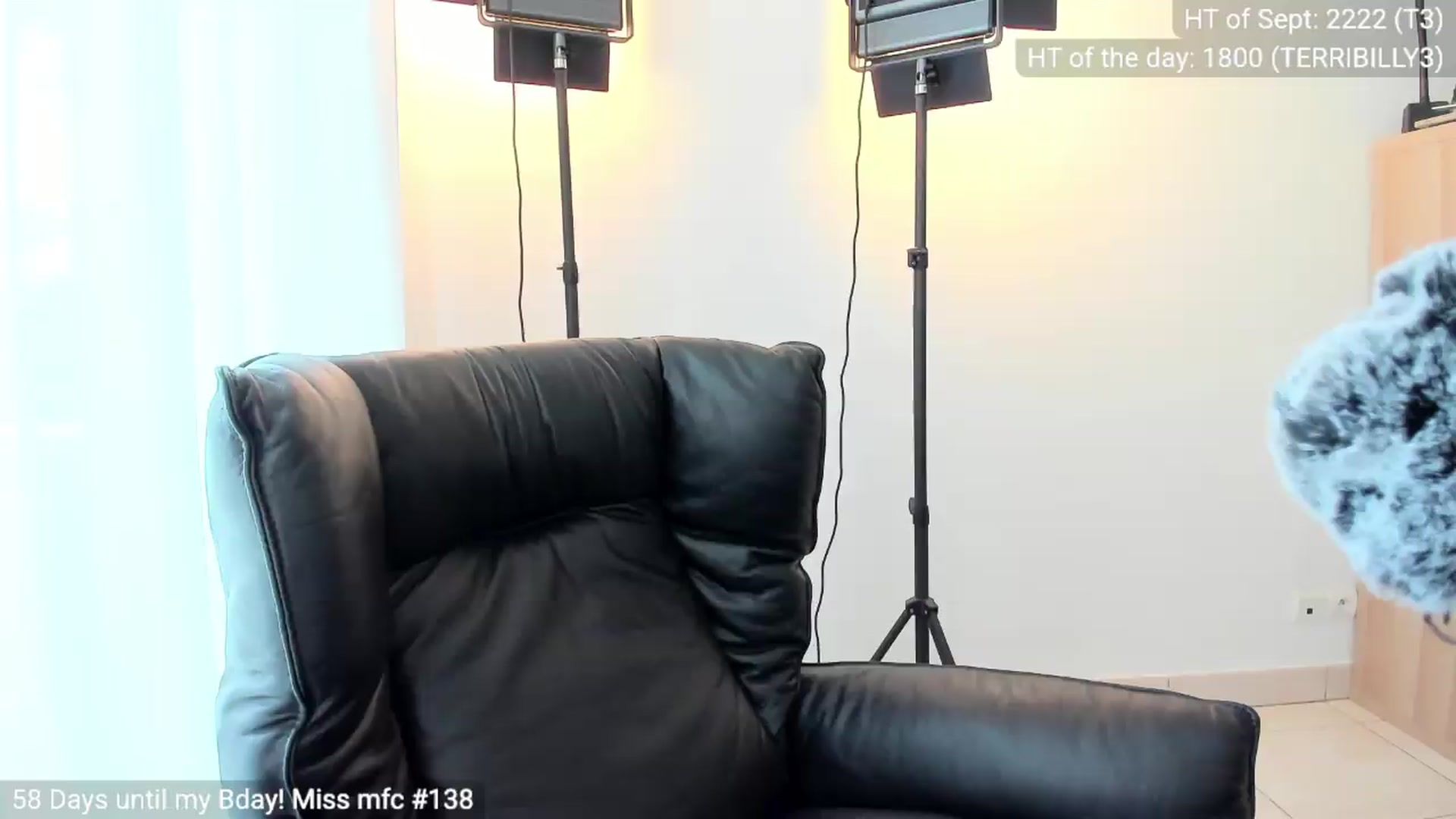 Gallery image thumbnail from Linda_0nline's myfreecams stream on, 09/09/2026, 10:14 image 4 of 20