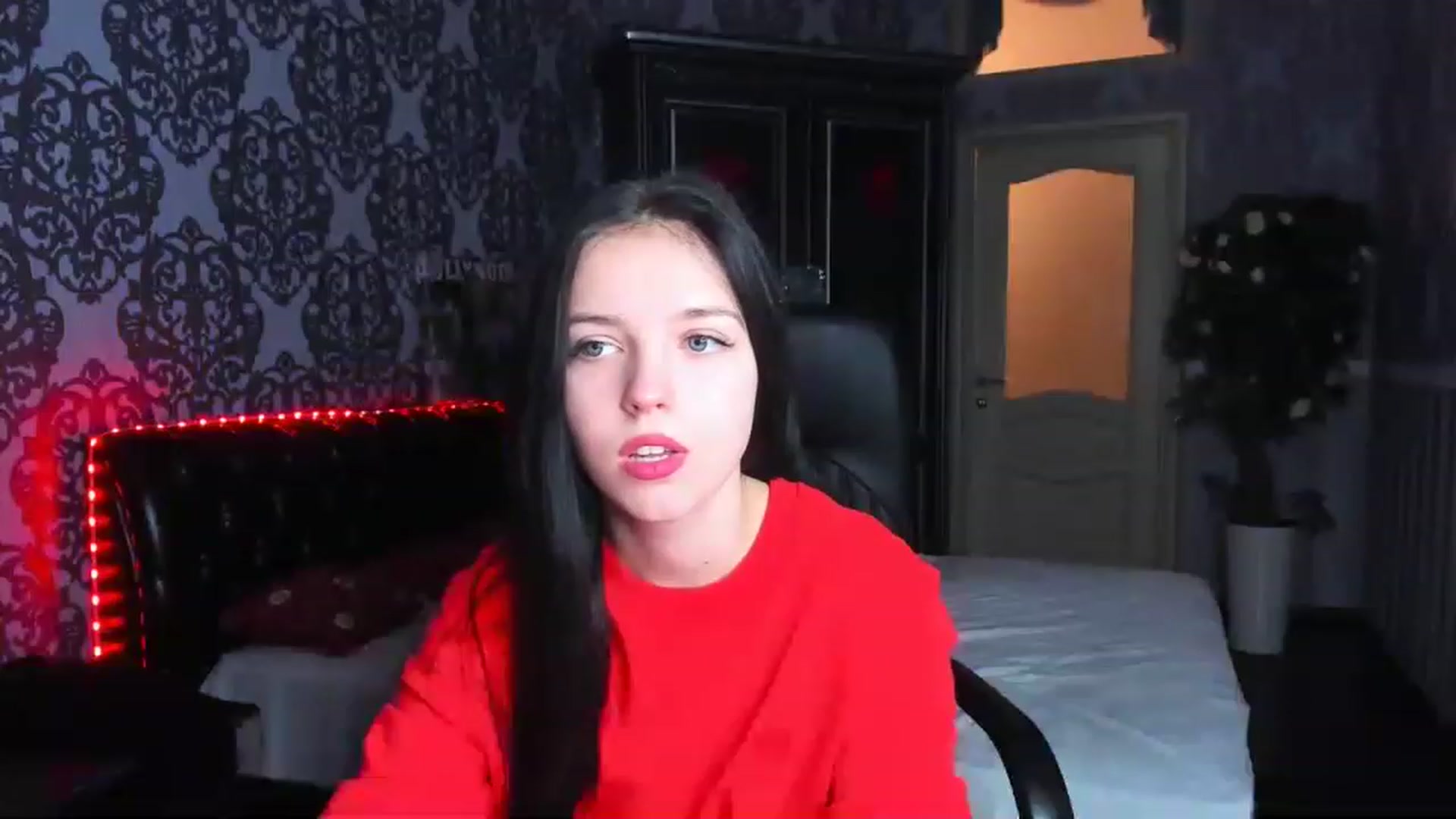 Gallery image thumbnail from Linda_Bright's myfreecams stream on, 01/15/2023, 08:56 image 6 of 20