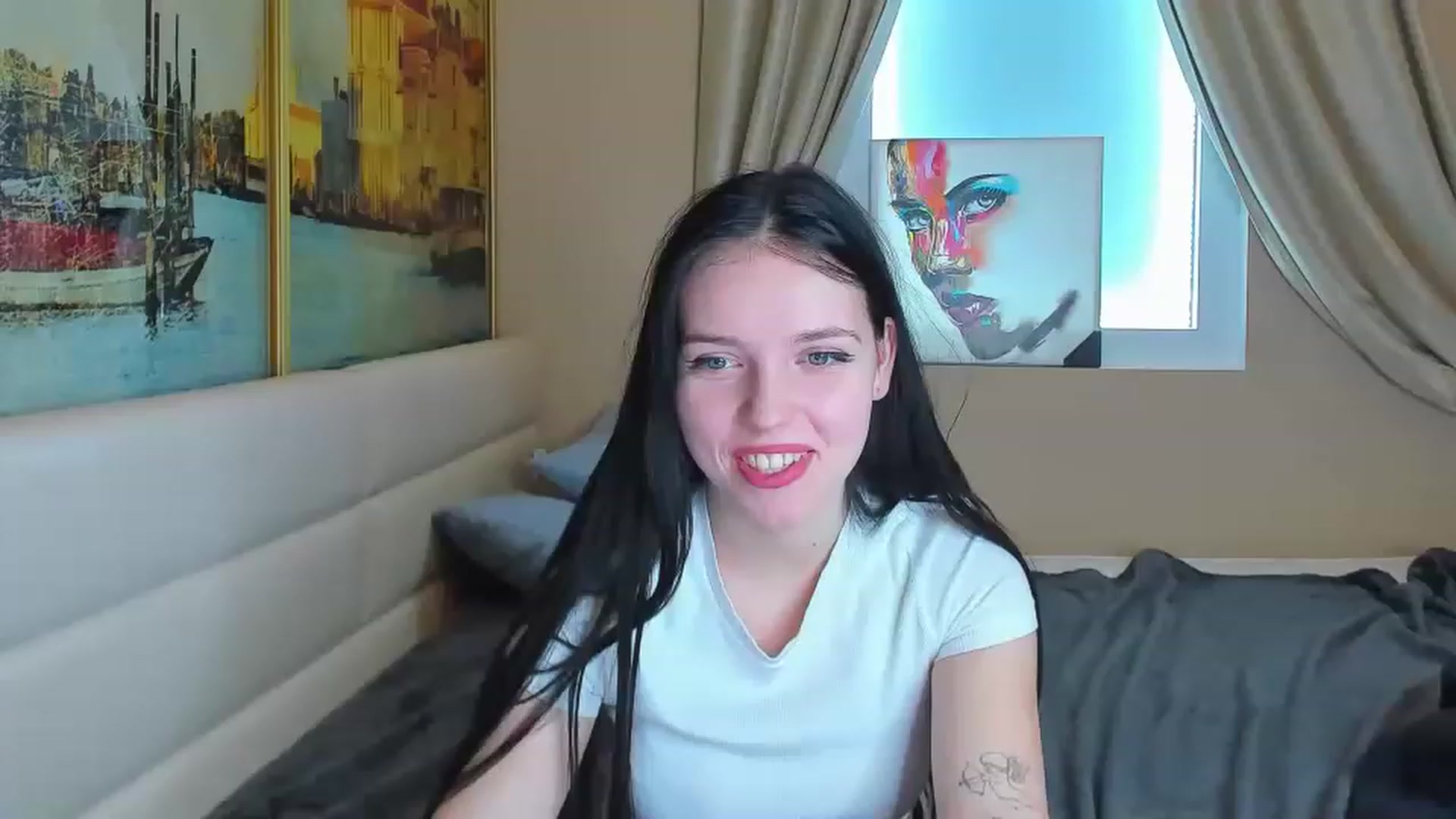 Gallery image thumbnail from Linda_Bright's myfreecams stream on, 02/03/2023, 10:38 image 13 of 20