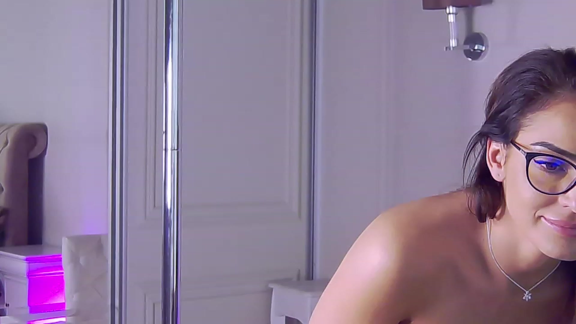 Gallery image thumbnail from LindsayDee's myfreecams stream on, 12/11/2022, 20:01 image 7 of 20