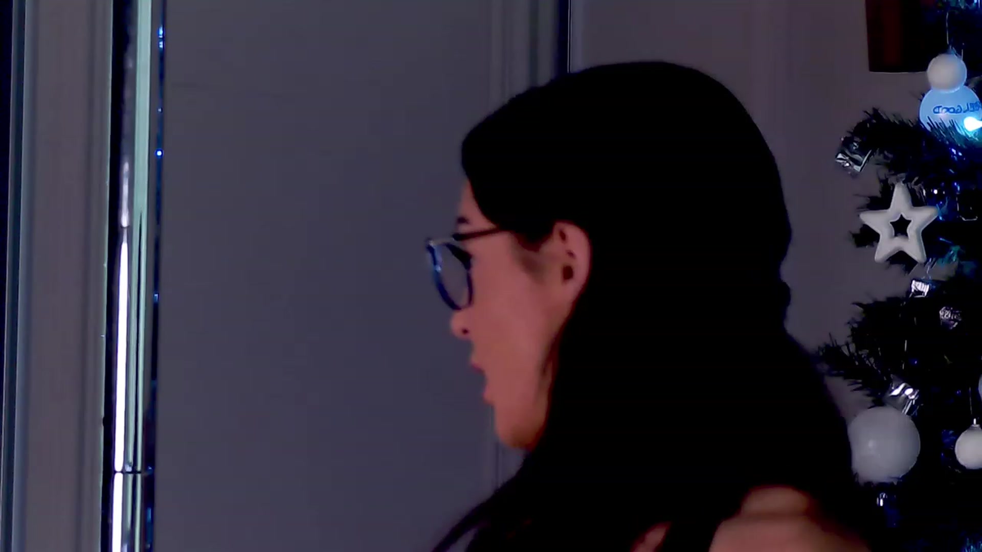 Gallery image thumbnail from LindsayDee's myfreecams stream on, 12/28/2022, 18:47 image 5 of 20